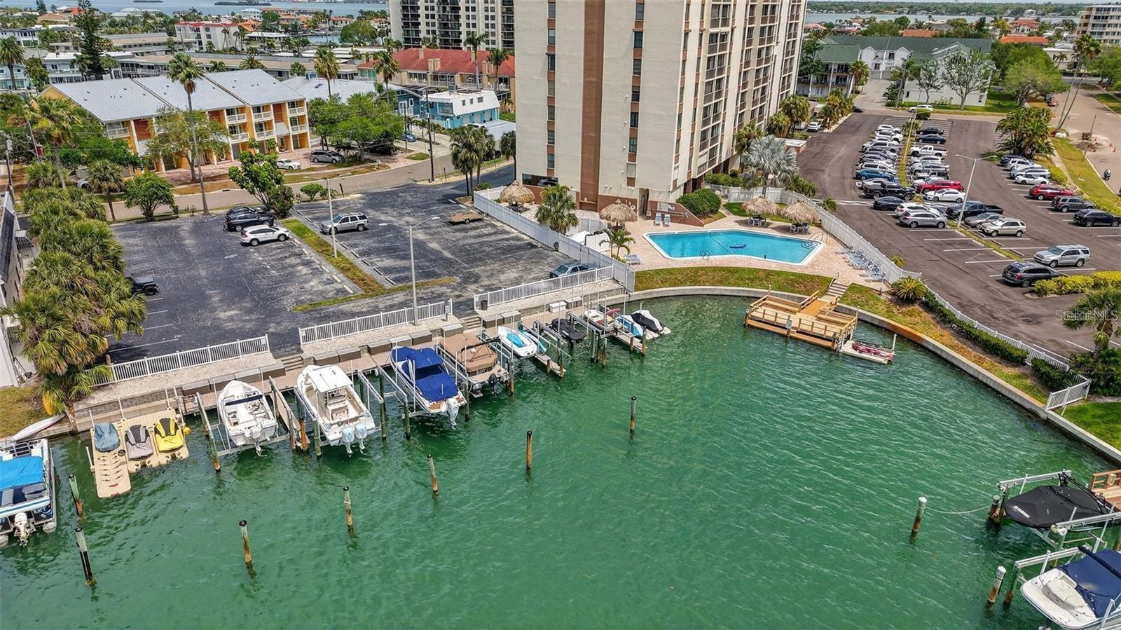 255 DOLPHIN PT #305, CLEARWATER BEACH, FL — photo 31