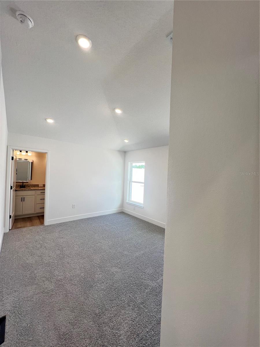 9443 HIGHLAND HILLS DR ST, HUDSON, FL — photo 15