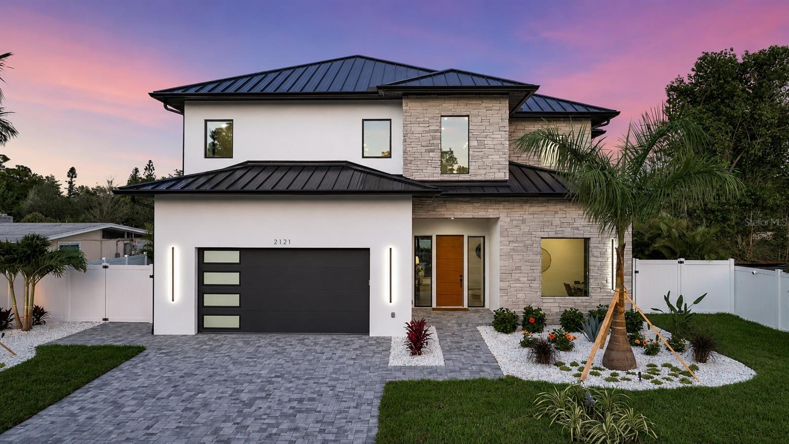 2121 CLEMATIS CT, SARASOTA, FL — photo 57