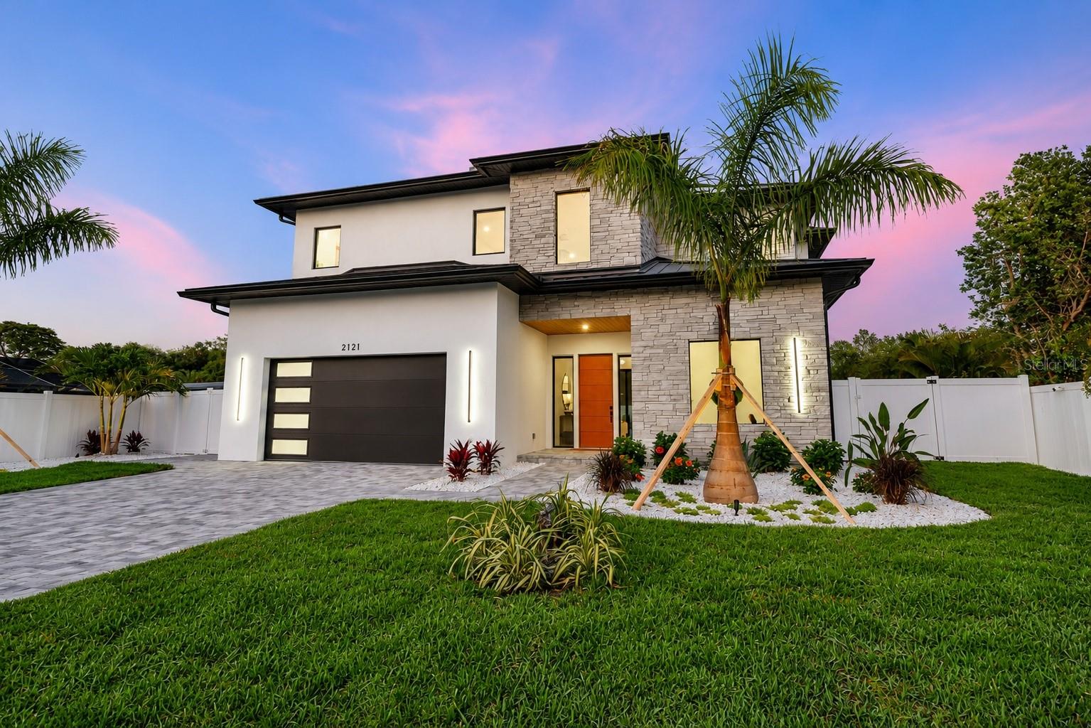2121 CLEMATIS CT, SARASOTA, FL — photo 3