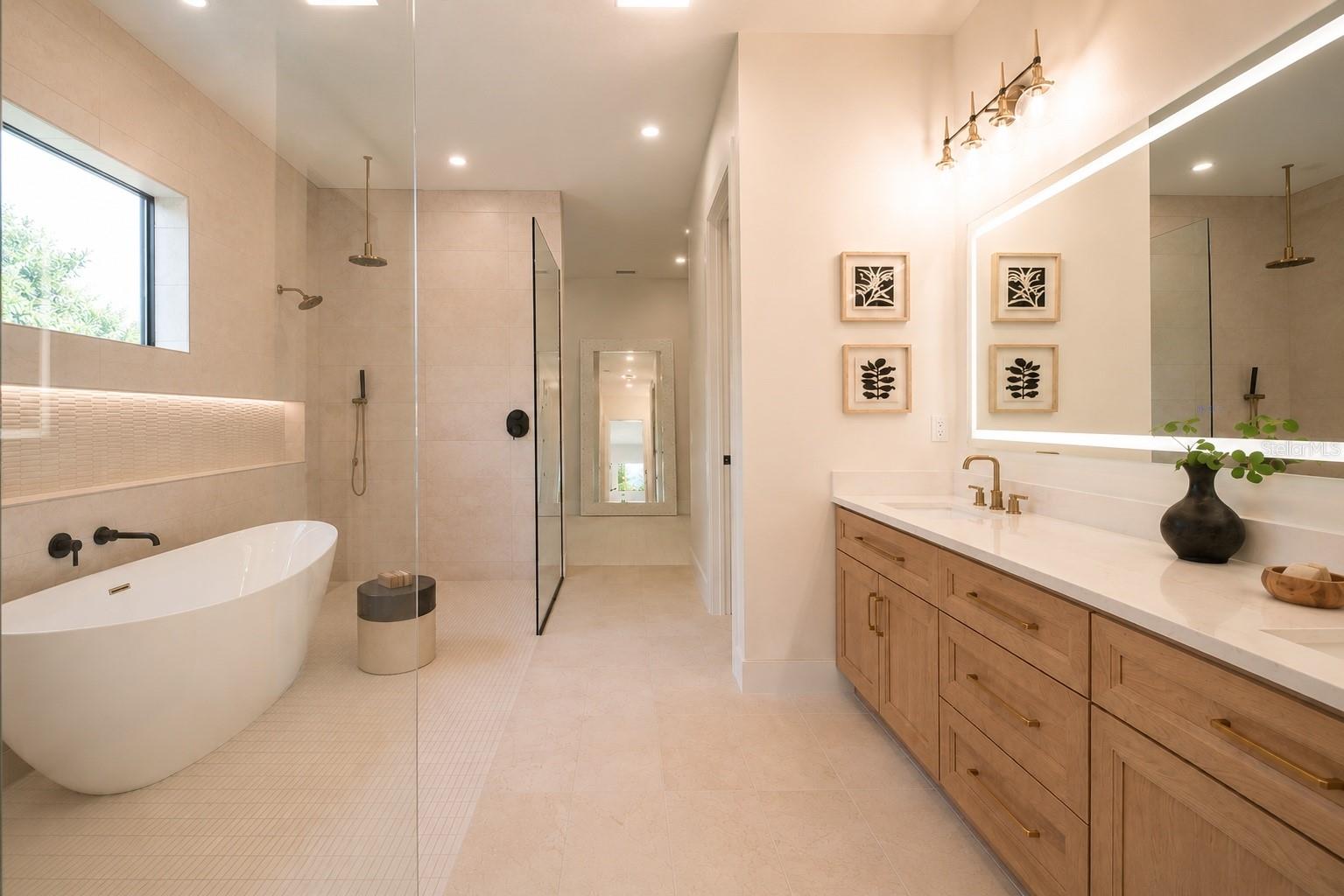 2121 CLEMATIS CT, SARASOTA, FL — photo 23
