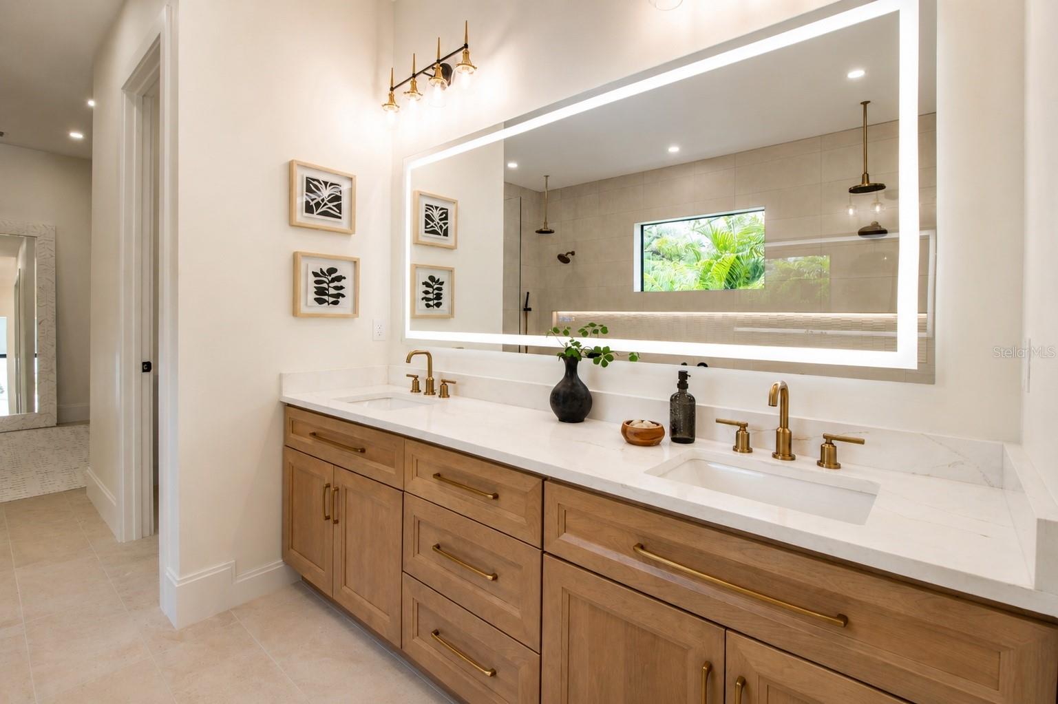 2121 CLEMATIS CT, SARASOTA, FL — photo 24