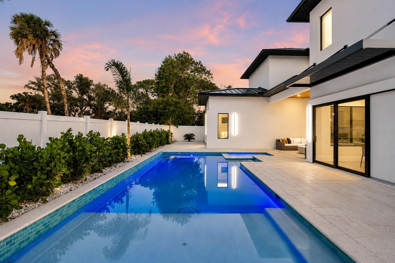 2121 CLEMATIS CT, SARASOTA, FL — photo 55