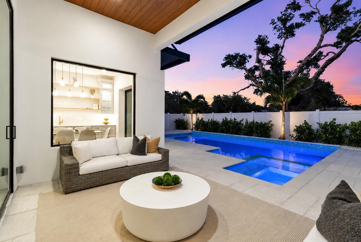 2121 CLEMATIS CT, SARASOTA, FL — photo 56