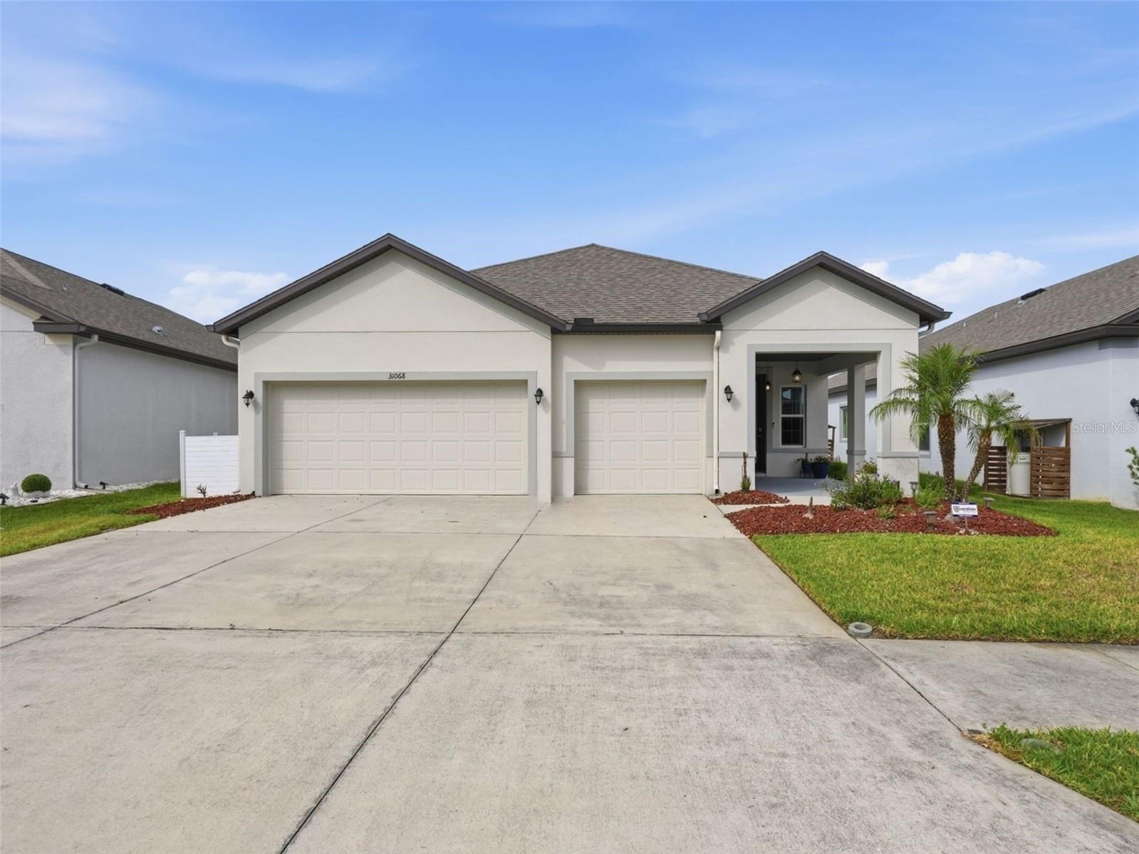 31068 JAZZ LEAF PL, SAN ANTONIO, FL
