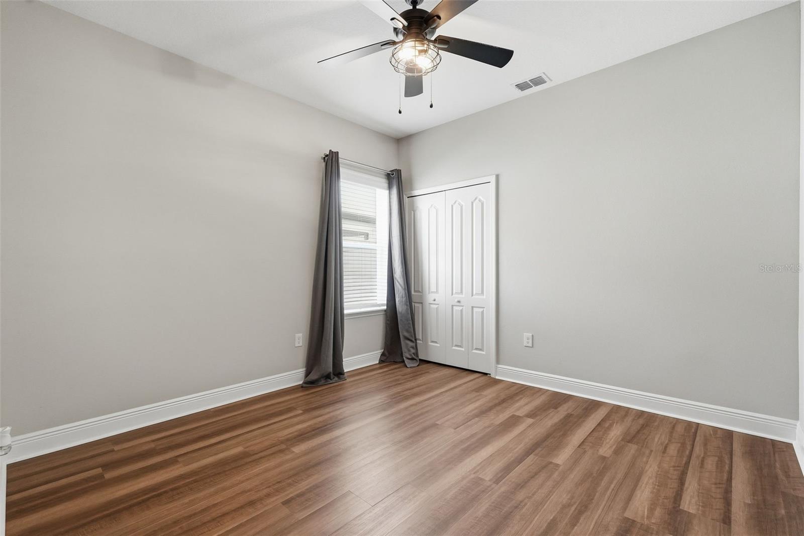 31068 JAZZ LEAF PL, SAN ANTONIO, FL — photo 21
