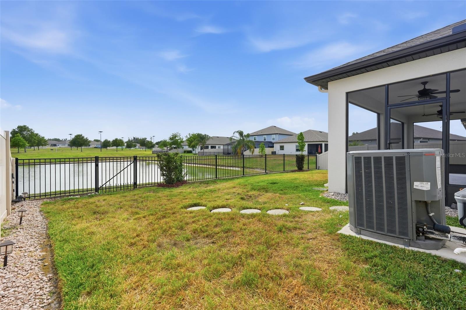 31068 JAZZ LEAF PL, SAN ANTONIO, FL — photo 34