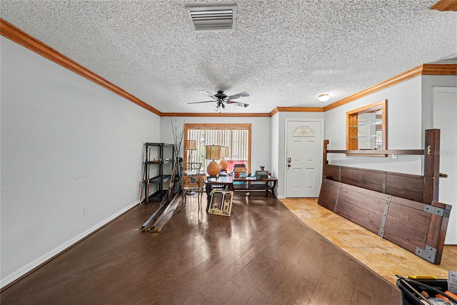 9624 HIDDEN OAKS CIR, TAMPA, FL — photo 3