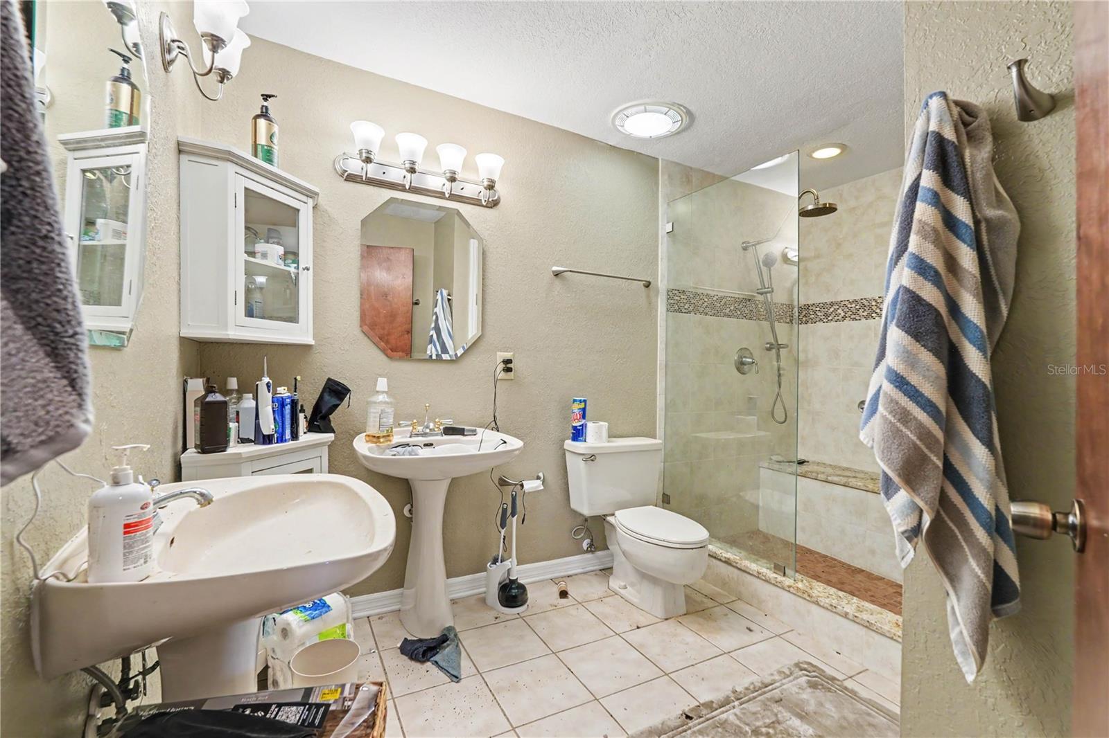 9624 HIDDEN OAKS CIR, TAMPA, FL — photo 18