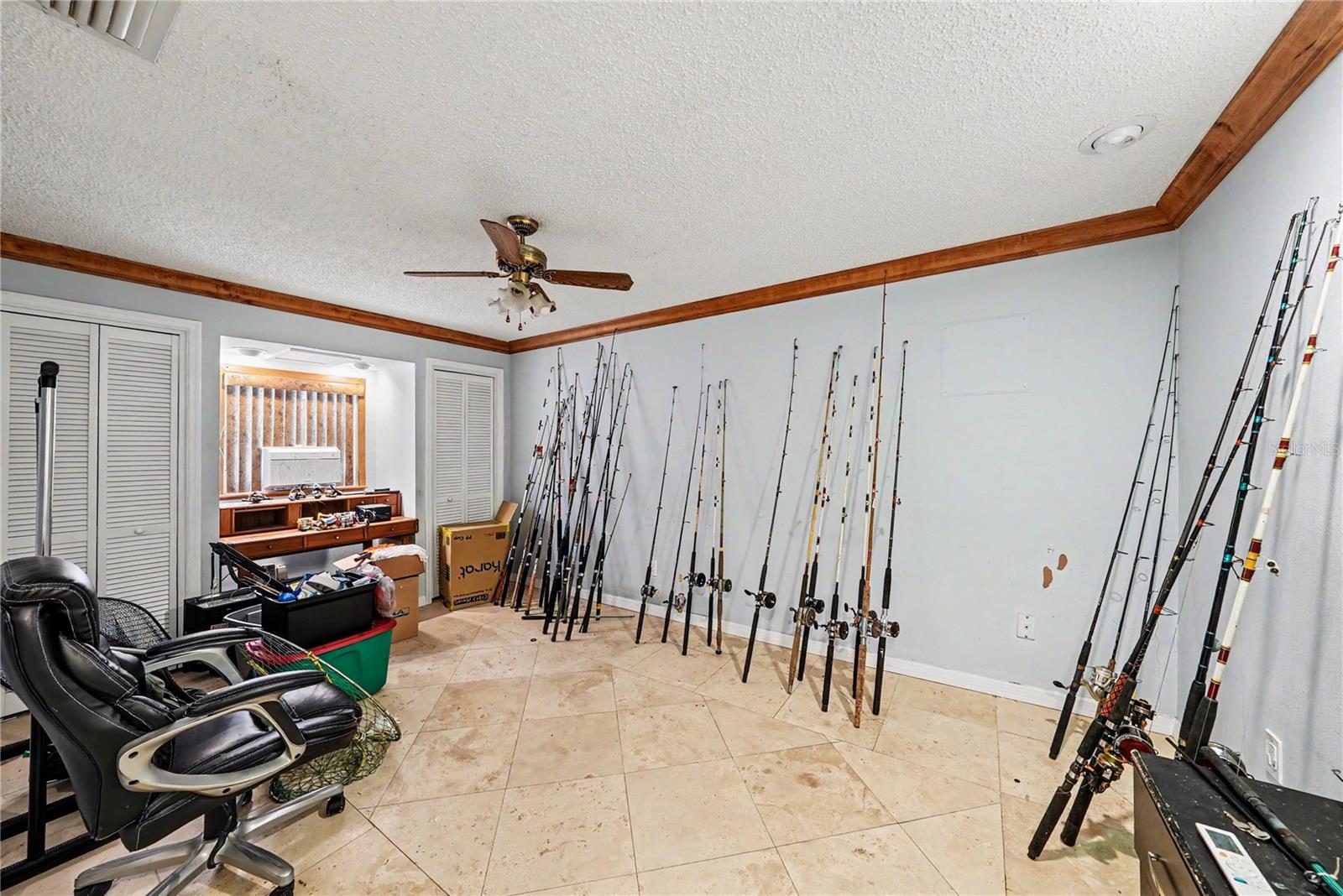 9624 HIDDEN OAKS CIR, TAMPA, FL — photo 24