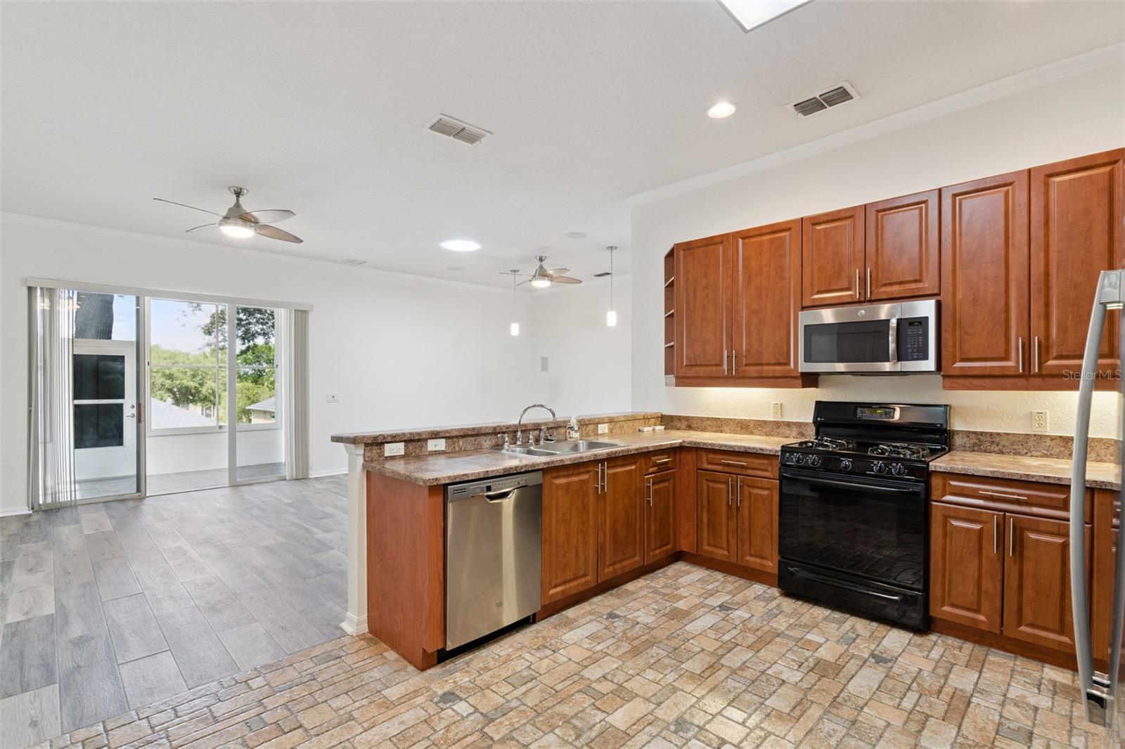 813 SUMMIT GREENS BLVD, CLERMONT, FL — photo 11