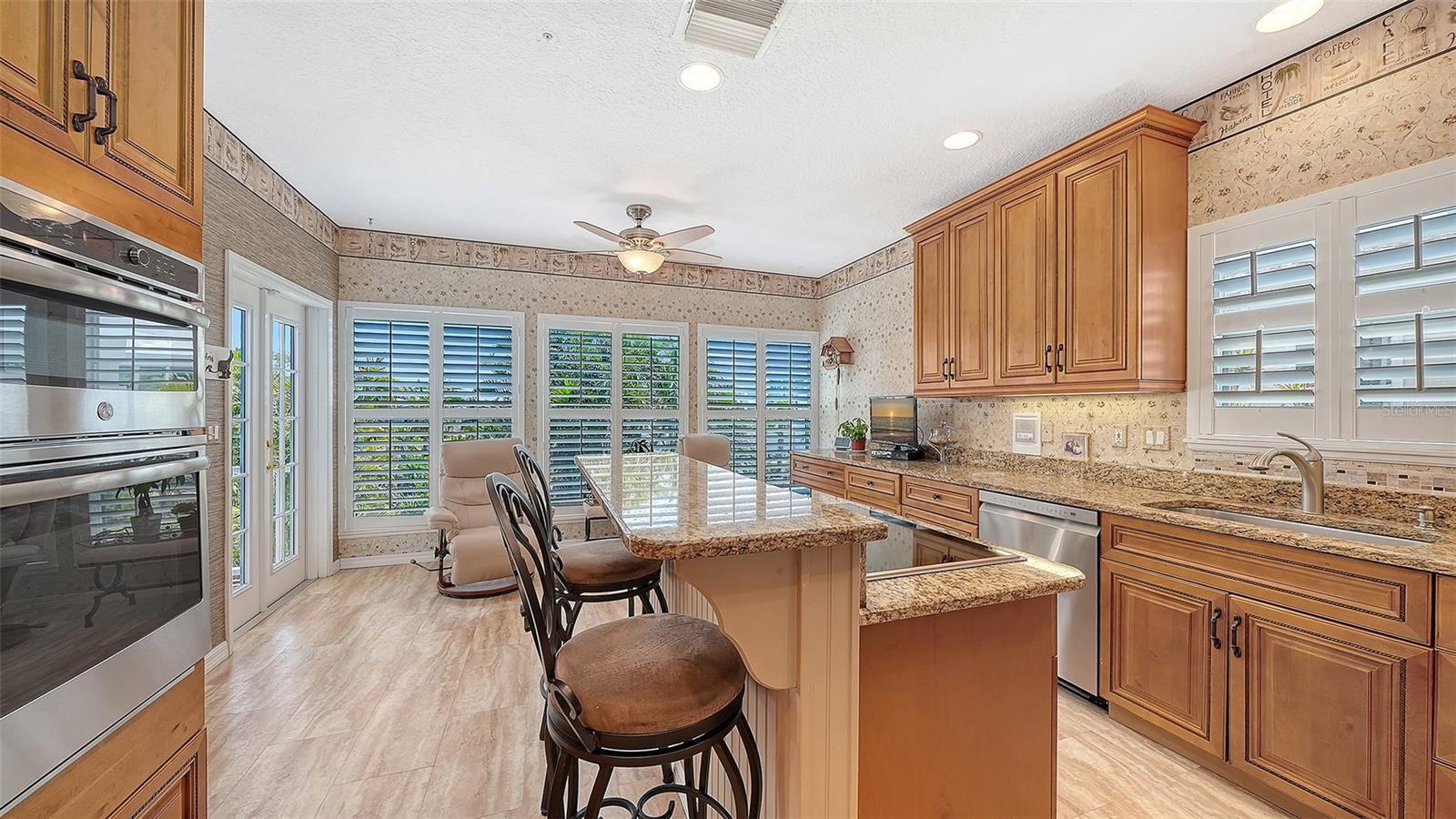 3040 GULF OF MEXICO DR #3, LONGBOAT KEY, FL — photo 32