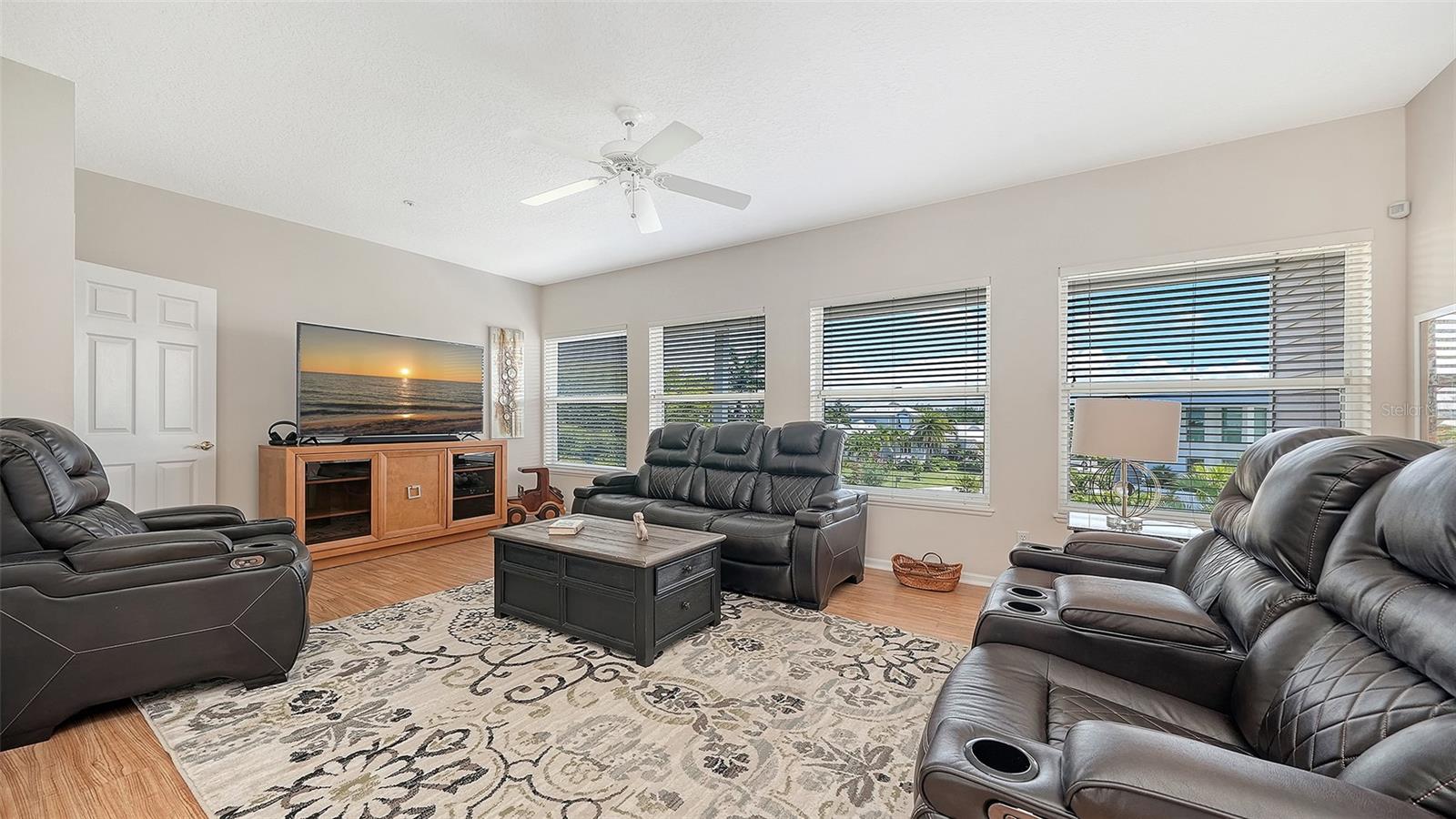 3040 GULF OF MEXICO DR #3, LONGBOAT KEY, FL — photo 37