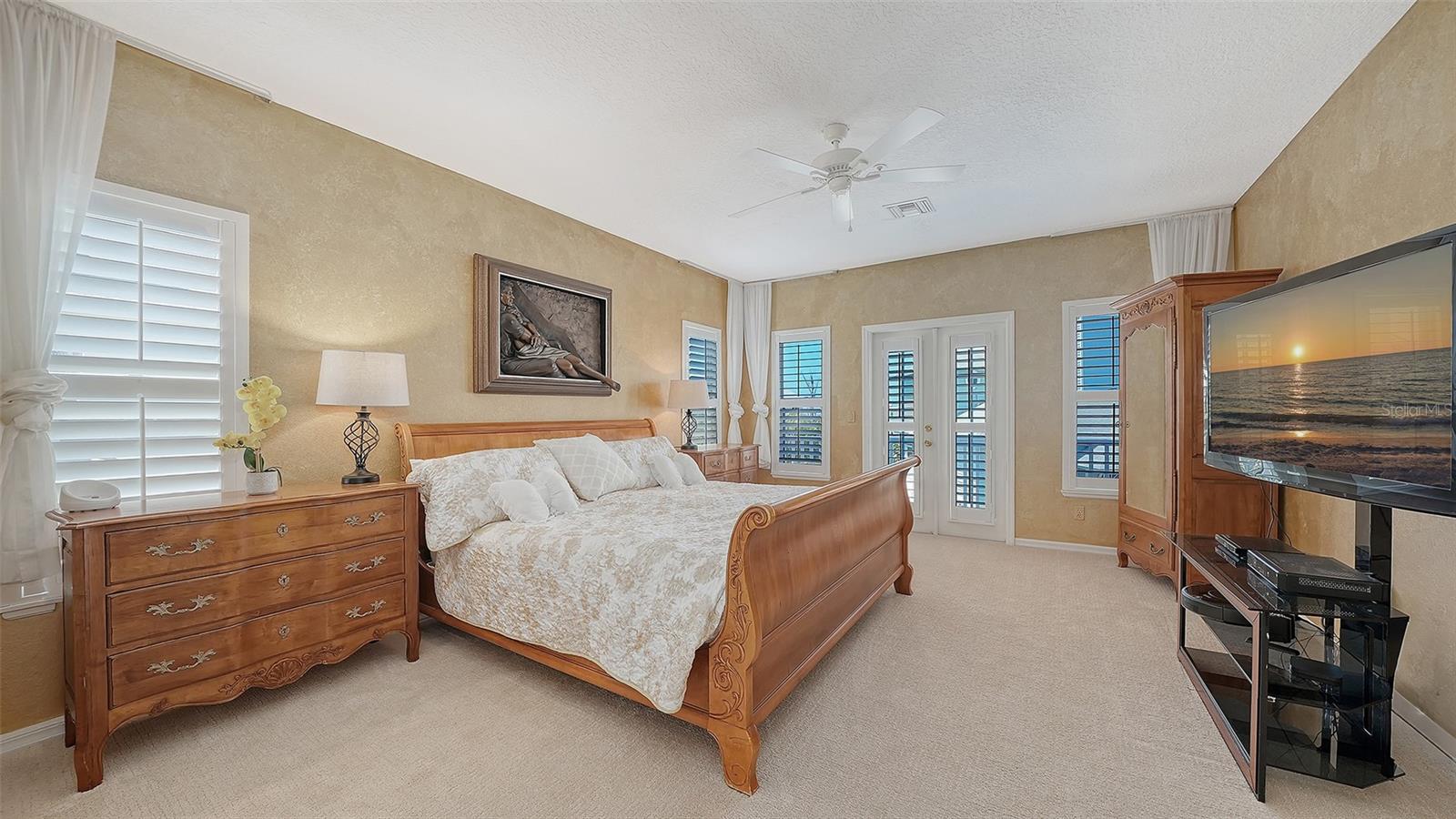 3040 GULF OF MEXICO DR #3, LONGBOAT KEY, FL — photo 41
