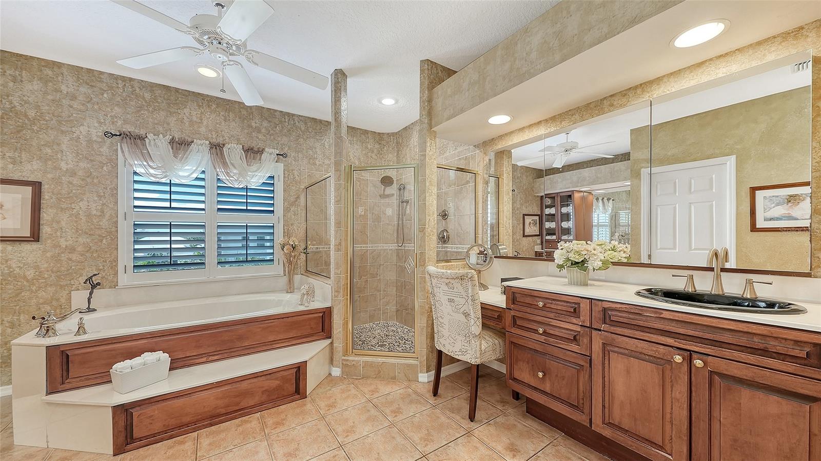 3040 GULF OF MEXICO DR #3, LONGBOAT KEY, FL — photo 43