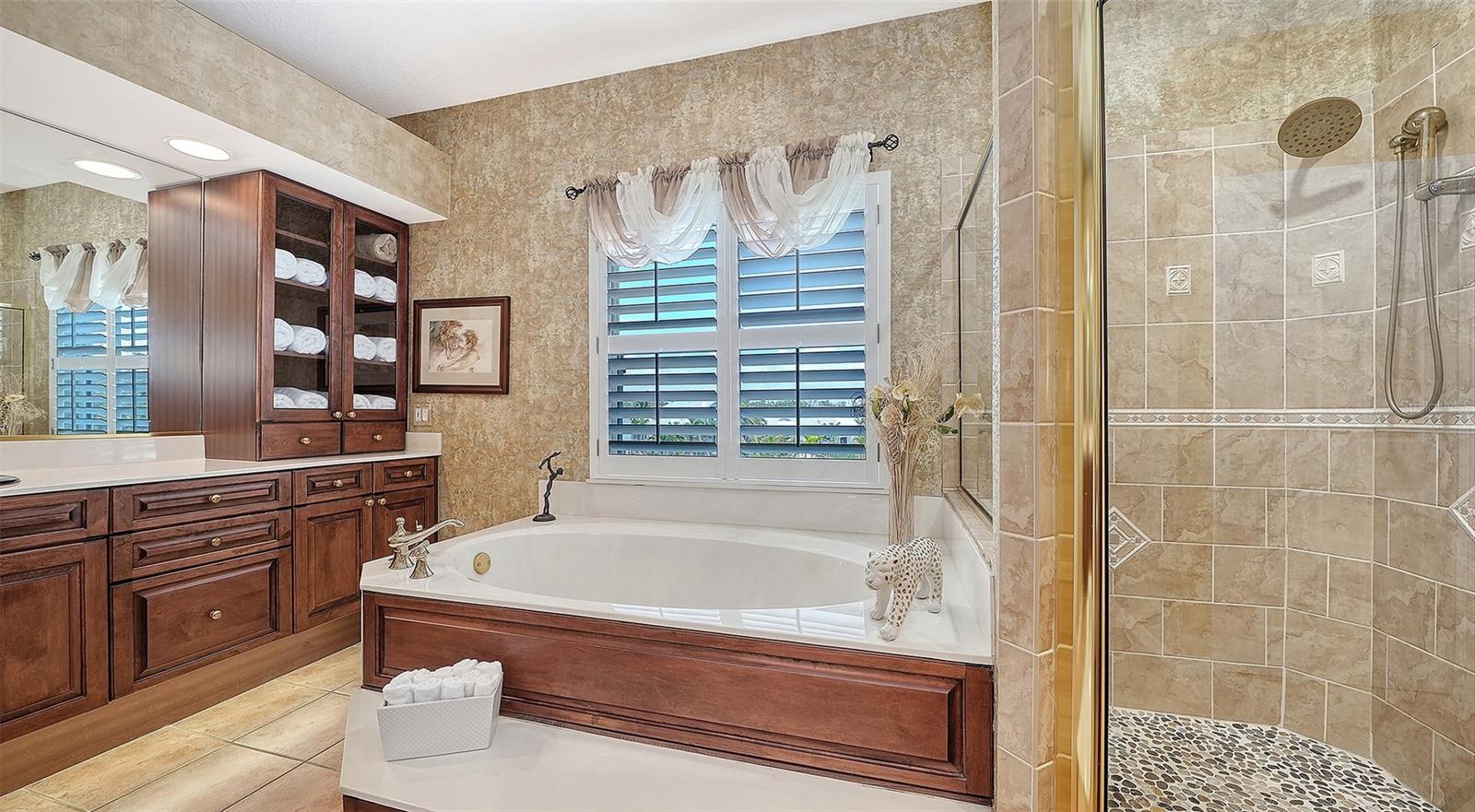 3040 GULF OF MEXICO DR #3, LONGBOAT KEY, FL — photo 45