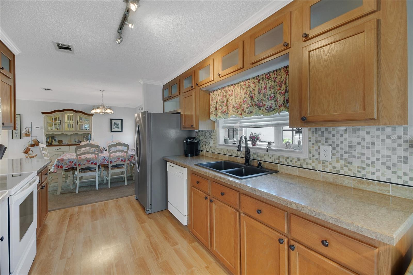 15 RIVERVIEW DR, FRUITLAND PARK, FL — photo 36