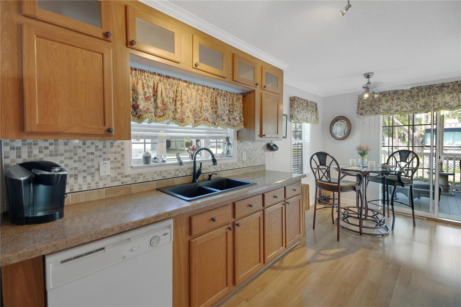 15 RIVERVIEW DR, FRUITLAND PARK, FL — photo 41