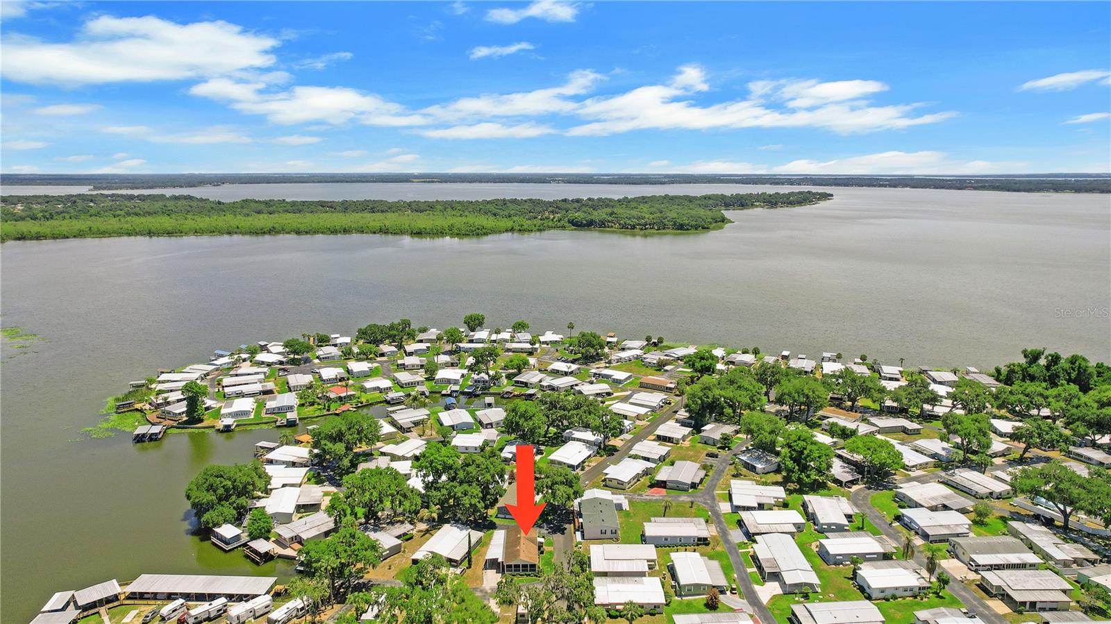 15 RIVERVIEW DR, FRUITLAND PARK, FL — photo 120