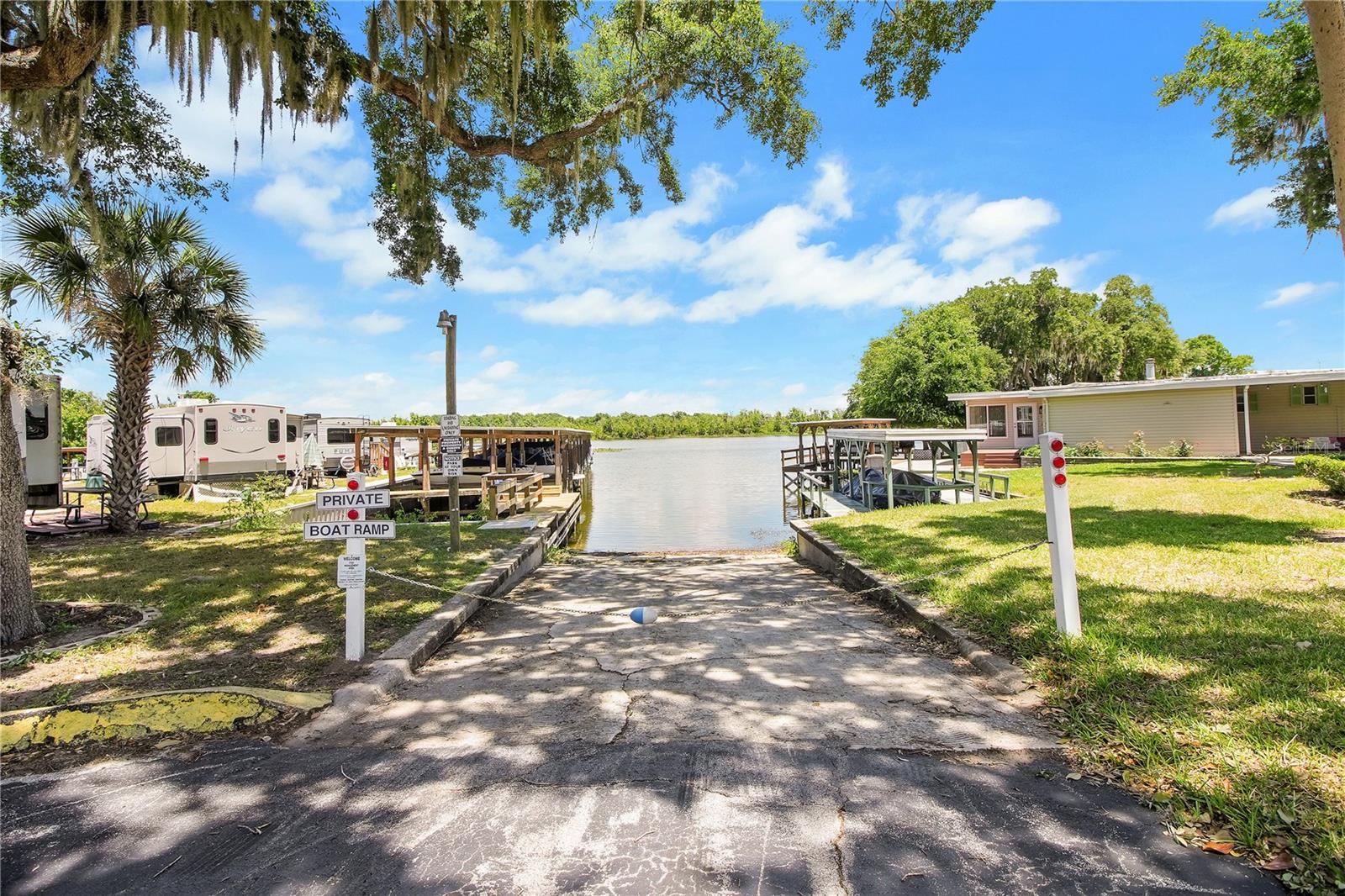 15 RIVERVIEW DR, FRUITLAND PARK, FL — photo 123