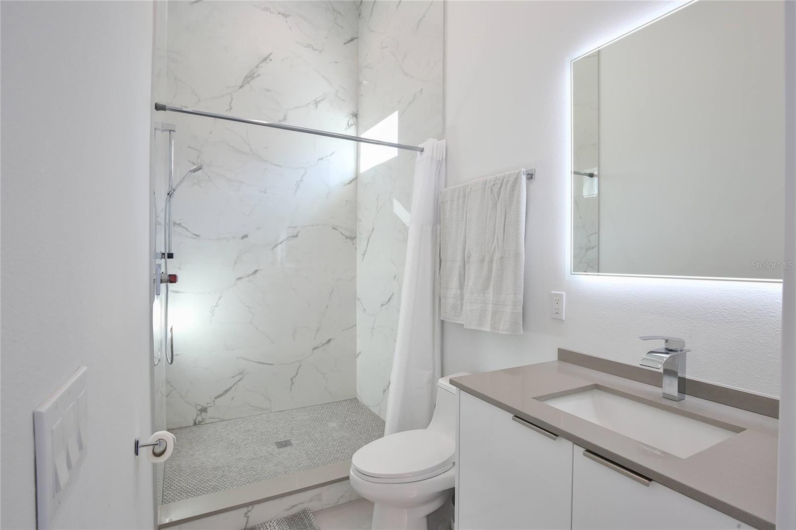 3939 HIGEL AVE, SARASOTA, FL — photo 39