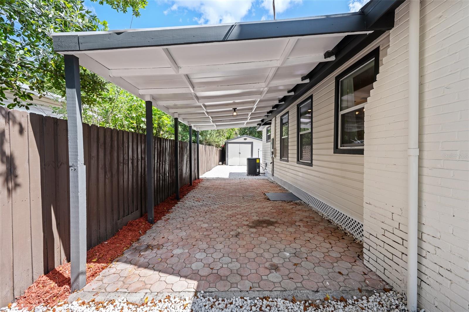 206 E NORTH ST, TAMPA, FL — photo 31