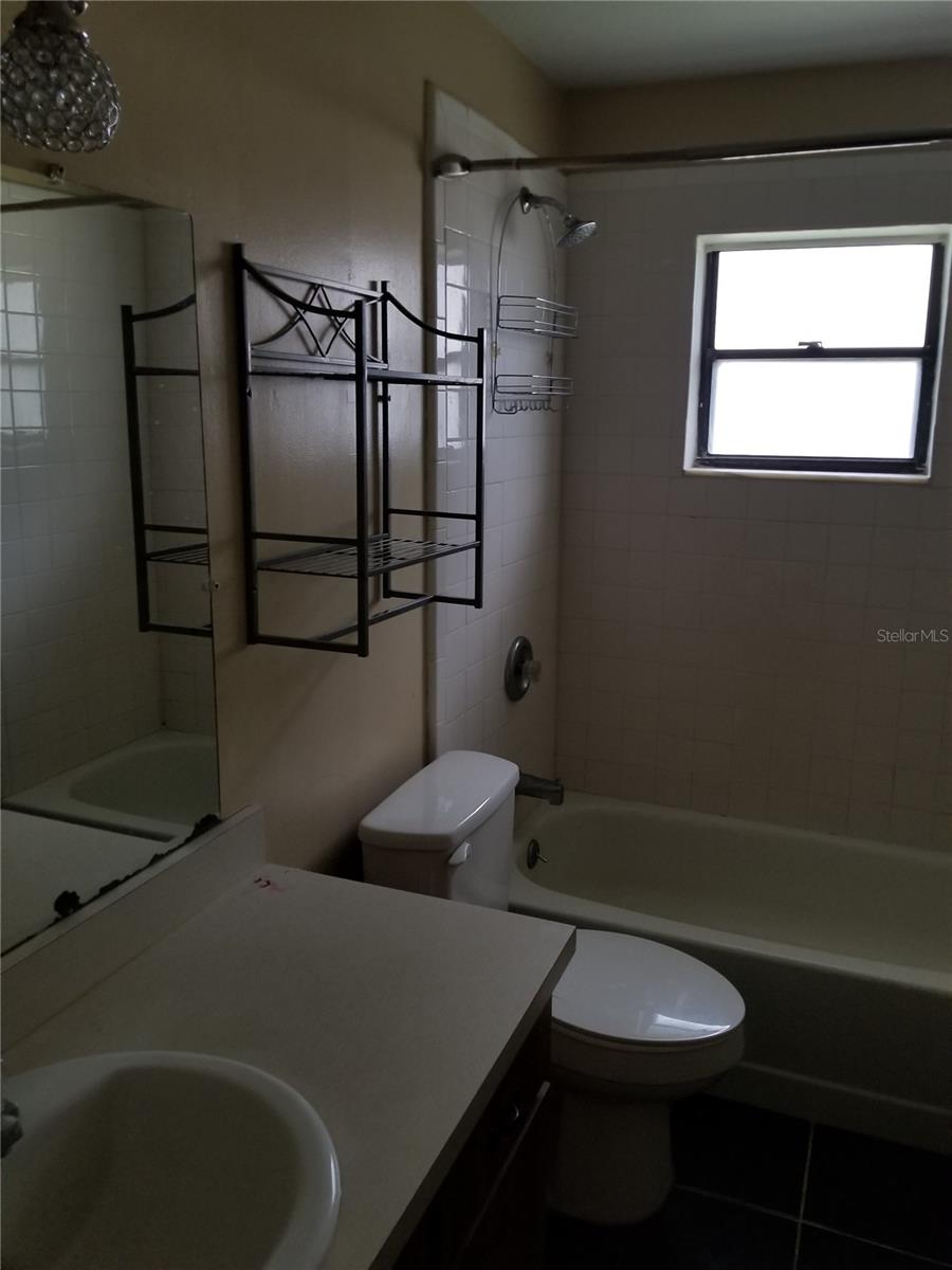 814 N SAINT CLAIR ABRAMS AVE, TAVARES, FL — photo 11