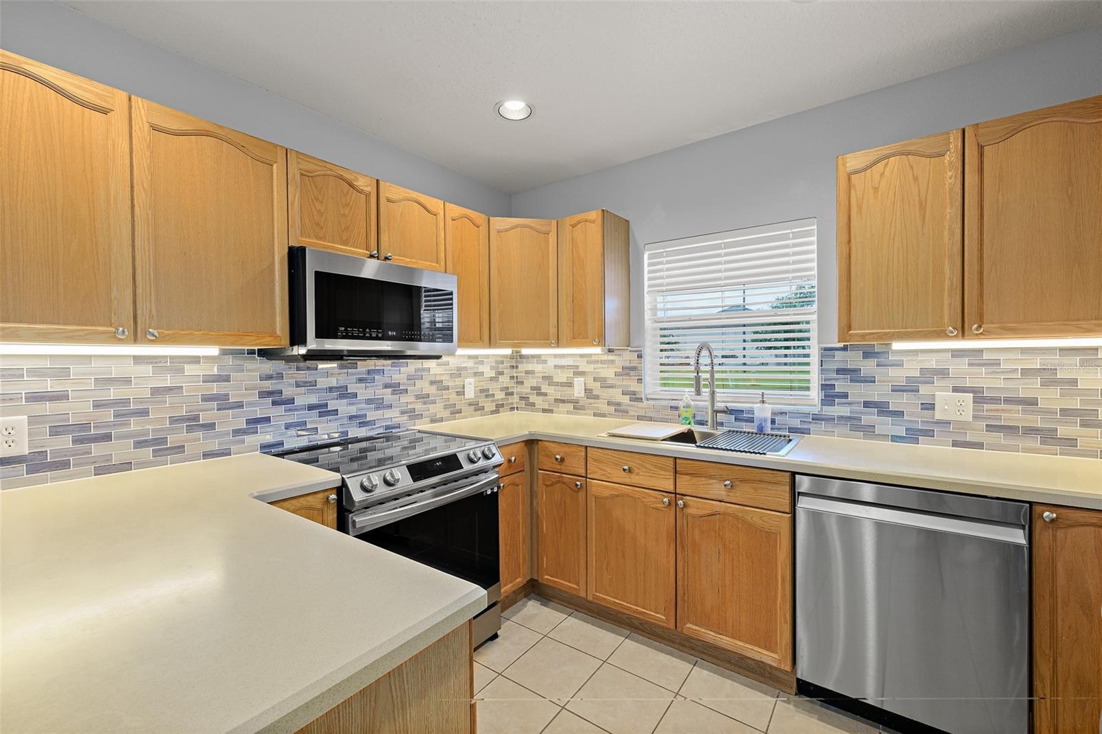 180 PORTSIDE AVE #101, CAPE CANAVERAL, FL — photo 4