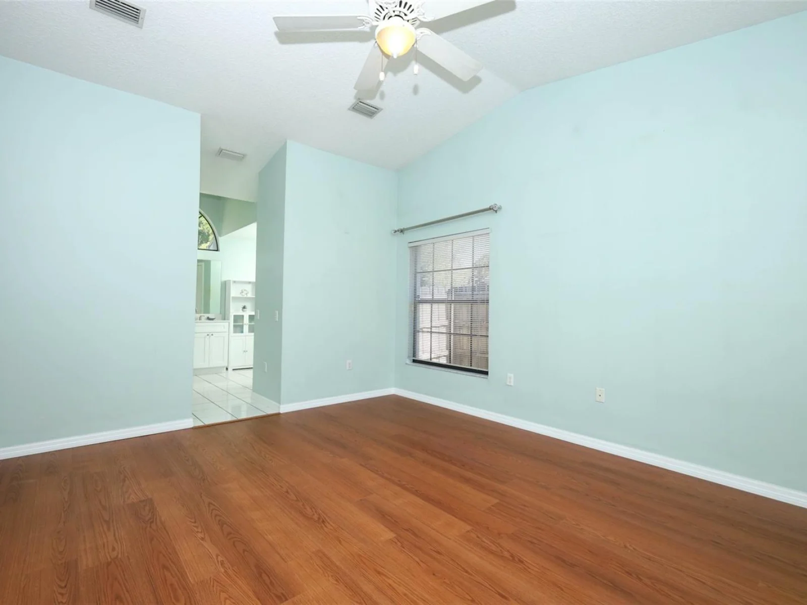 610 YORKTOWN DR, LEESBURG, FL — photo 7