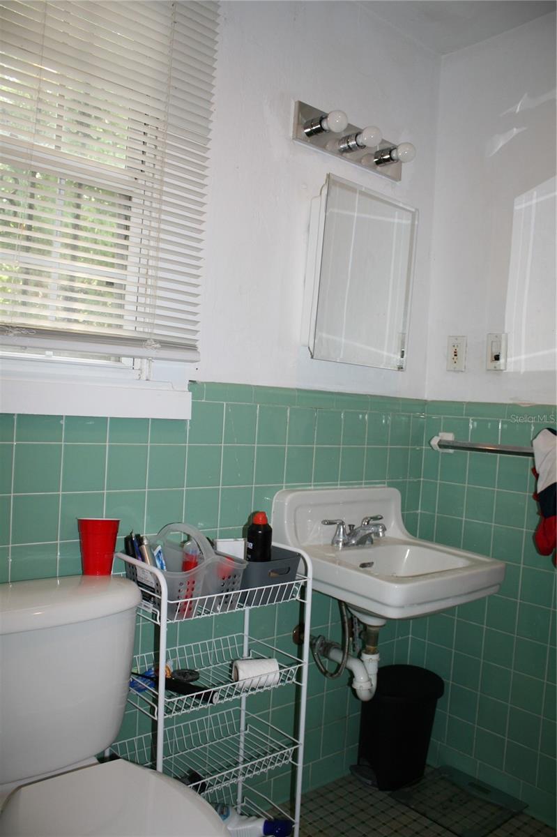 1822 NW 6TH AVE, GAINESVILLE, FL — photo 24
