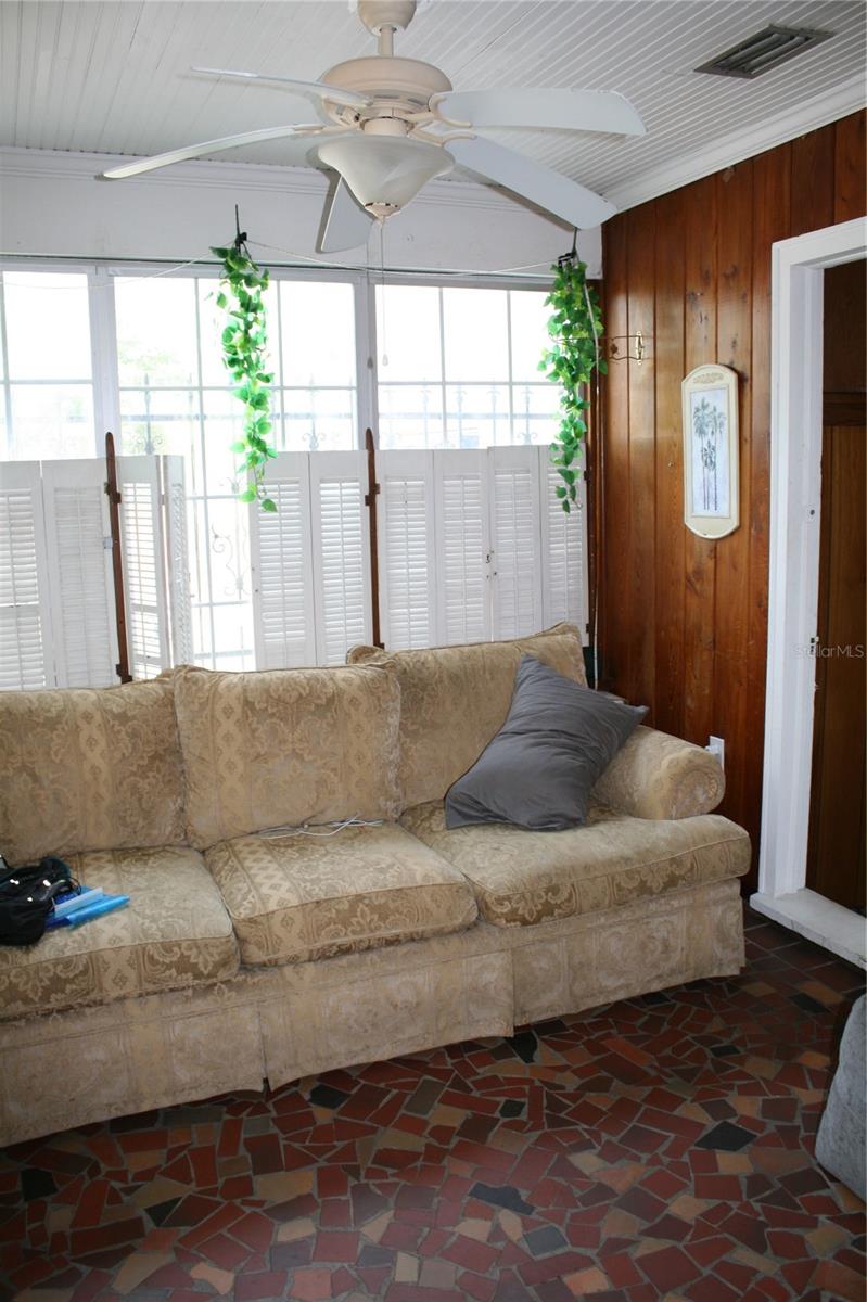 1822 NW 6TH AVE, GAINESVILLE, FL — photo 27