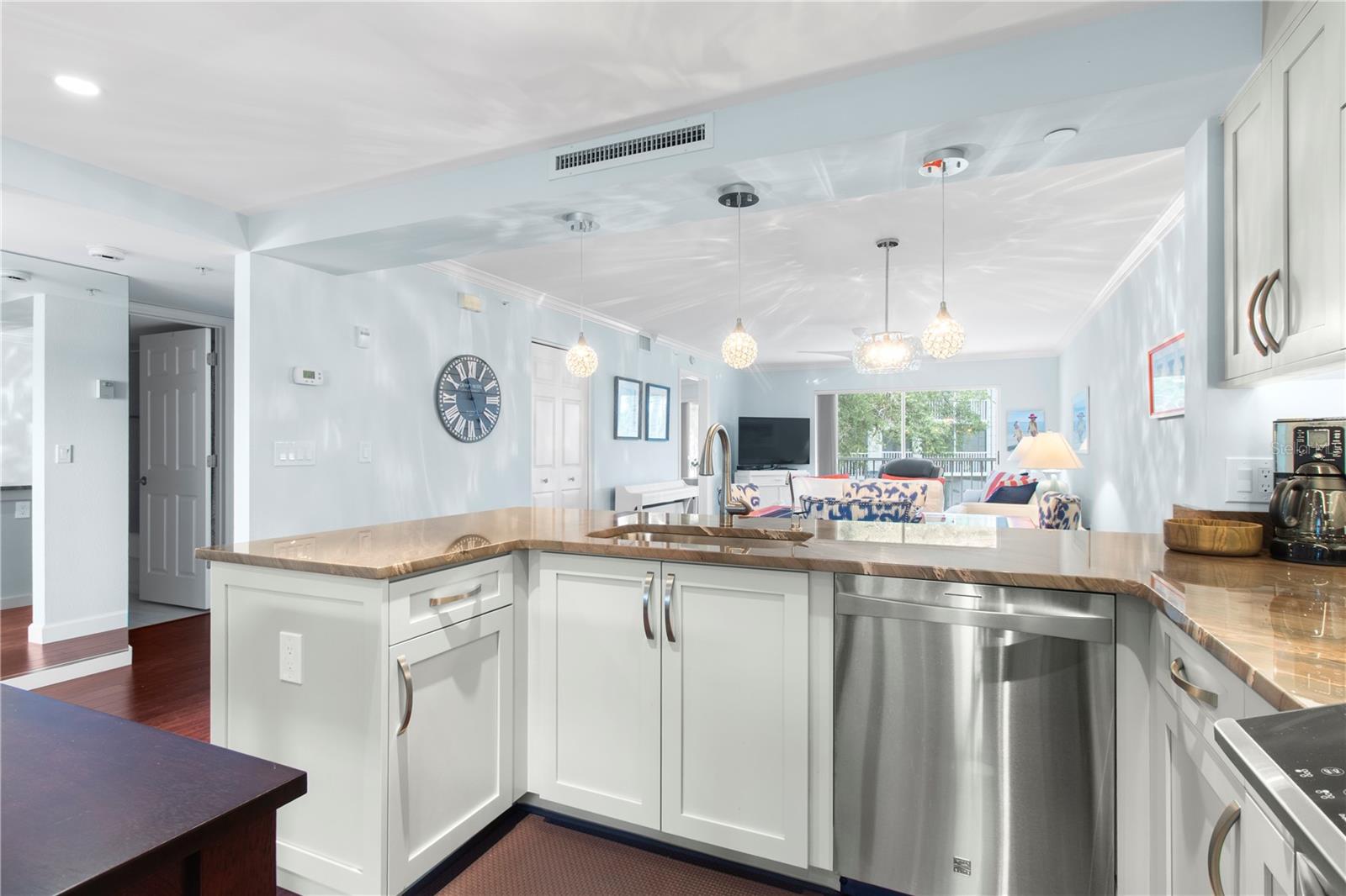 9320 CLUBSIDE CIR #2201, SARASOTA, FL — photo 9