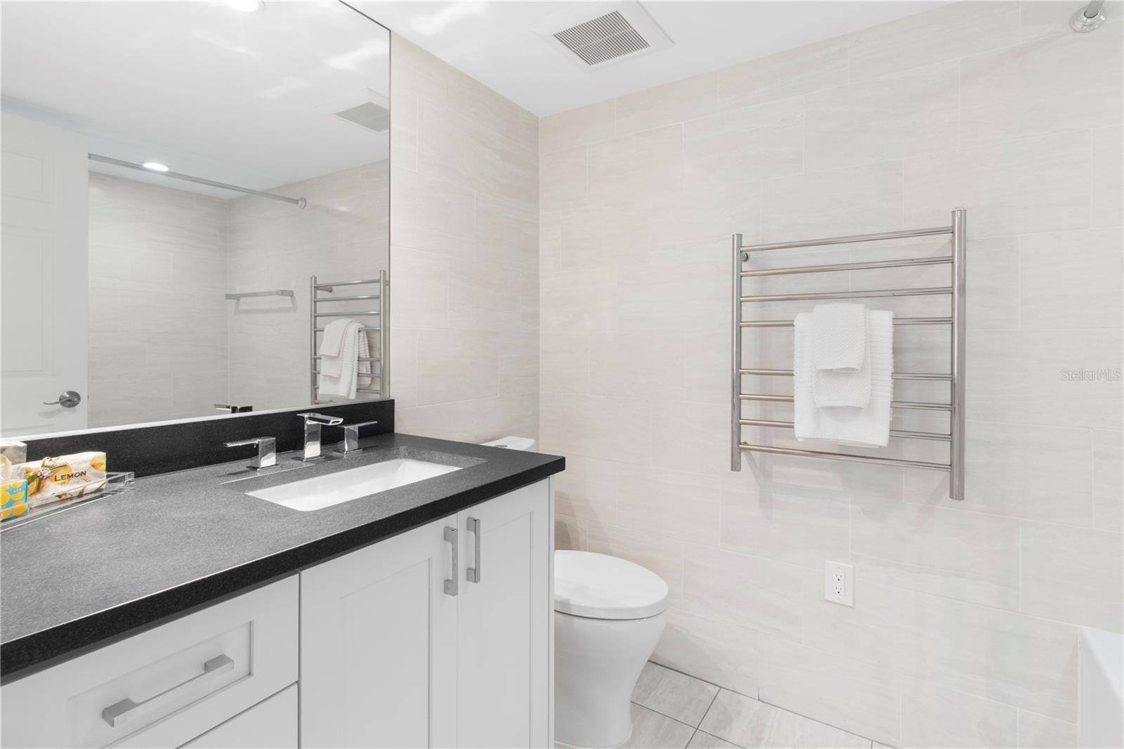 9320 CLUBSIDE CIR #2201, SARASOTA, FL — photo 23