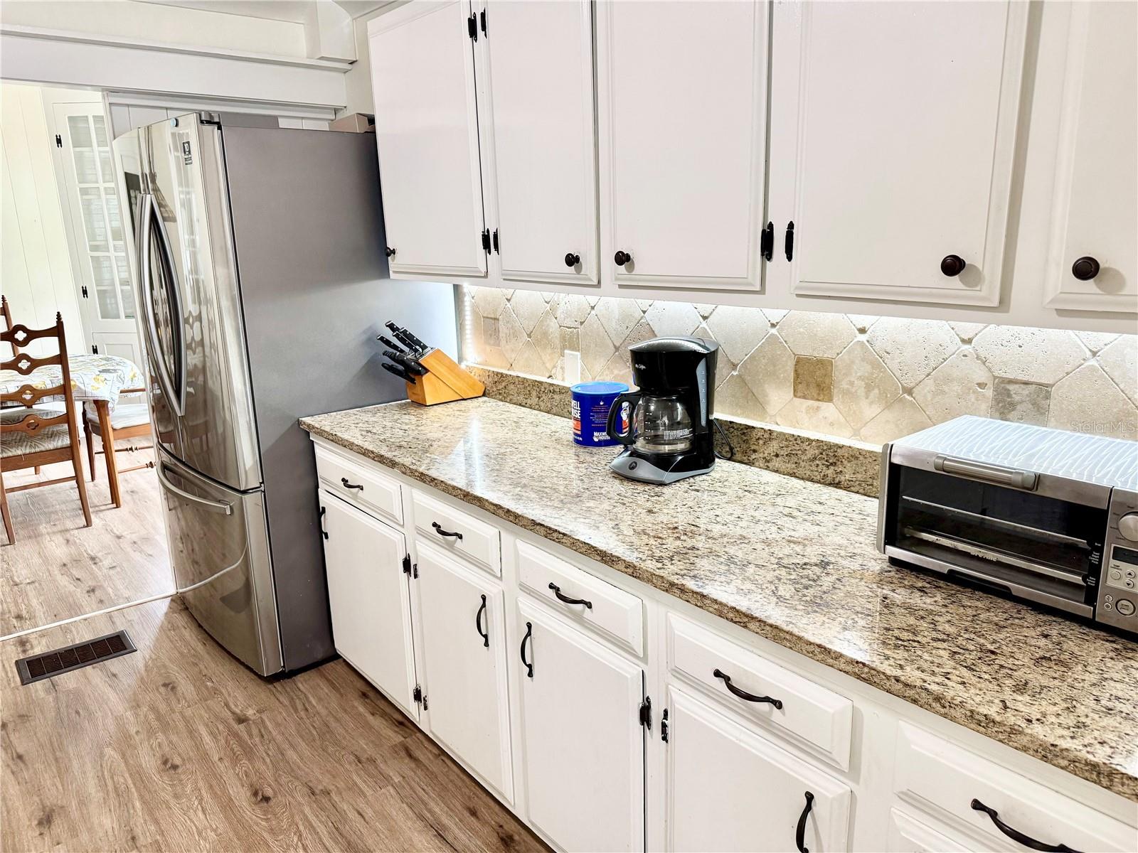 708 E LEMON AVE, EUSTIS, FL — photo 42