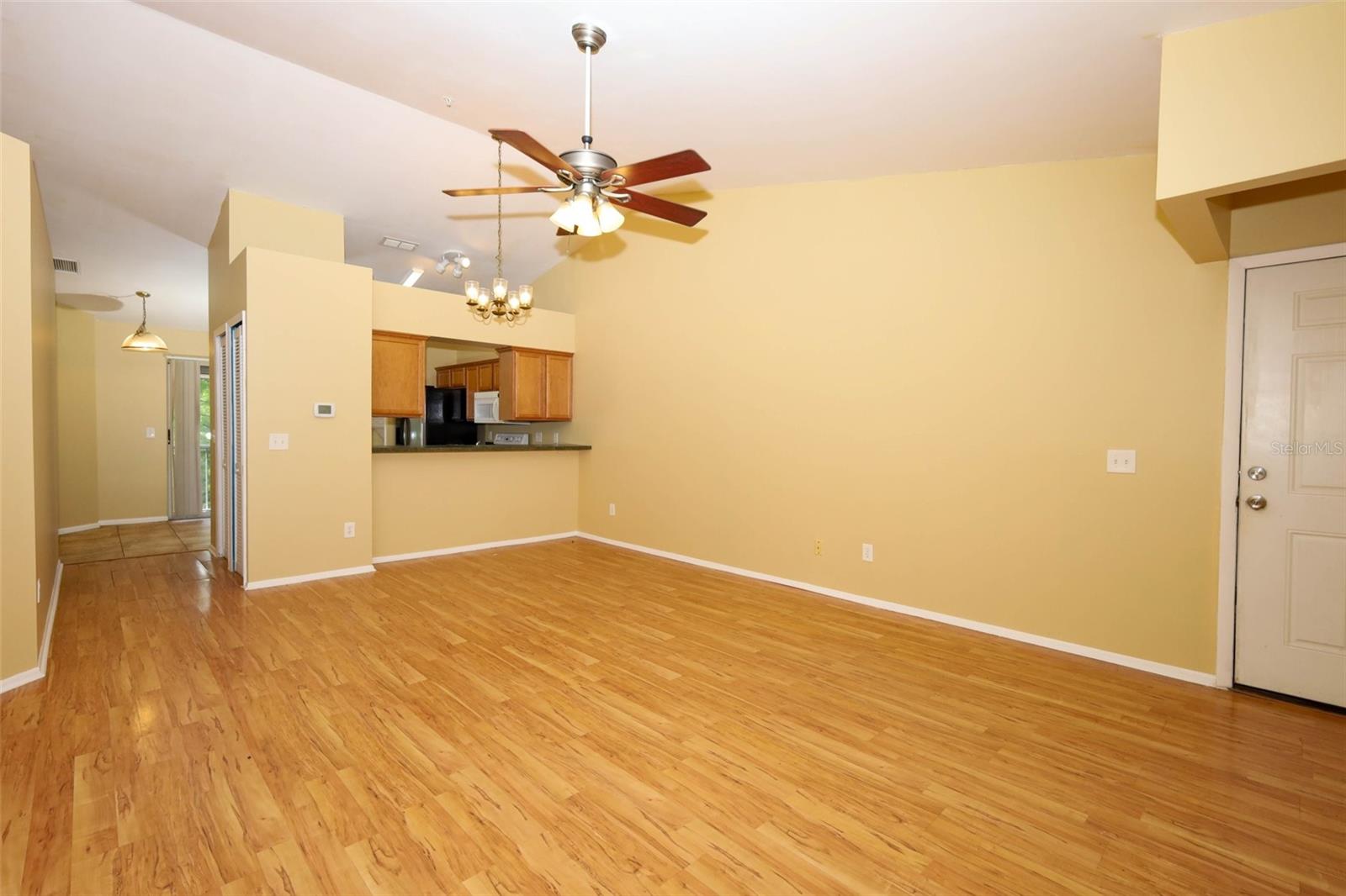 120 RESERVE CIR #200, OVIEDO, FL — photo 3
