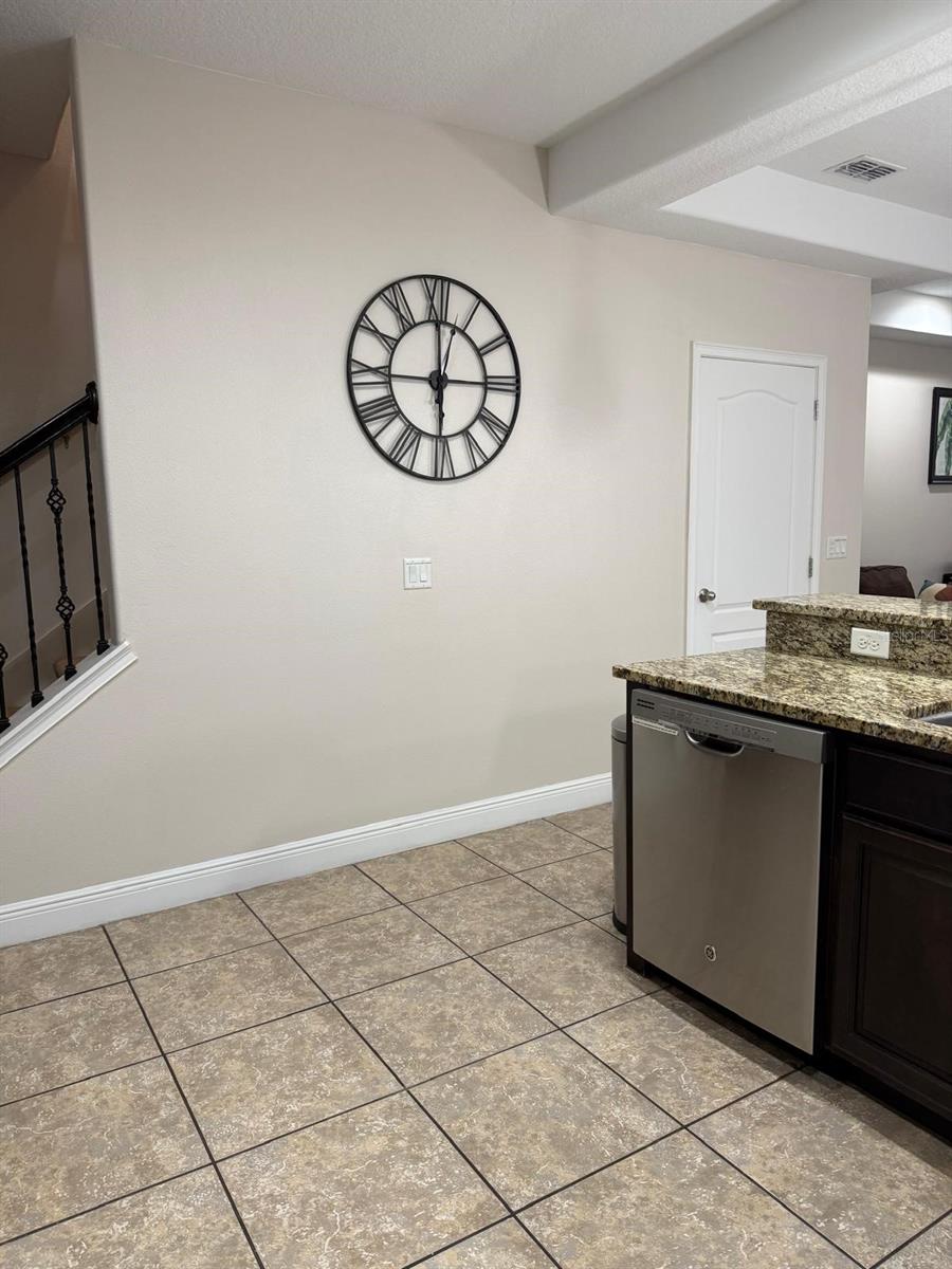 8106 ROSEVILLE RD, DAVENPORT, FL — photo 9