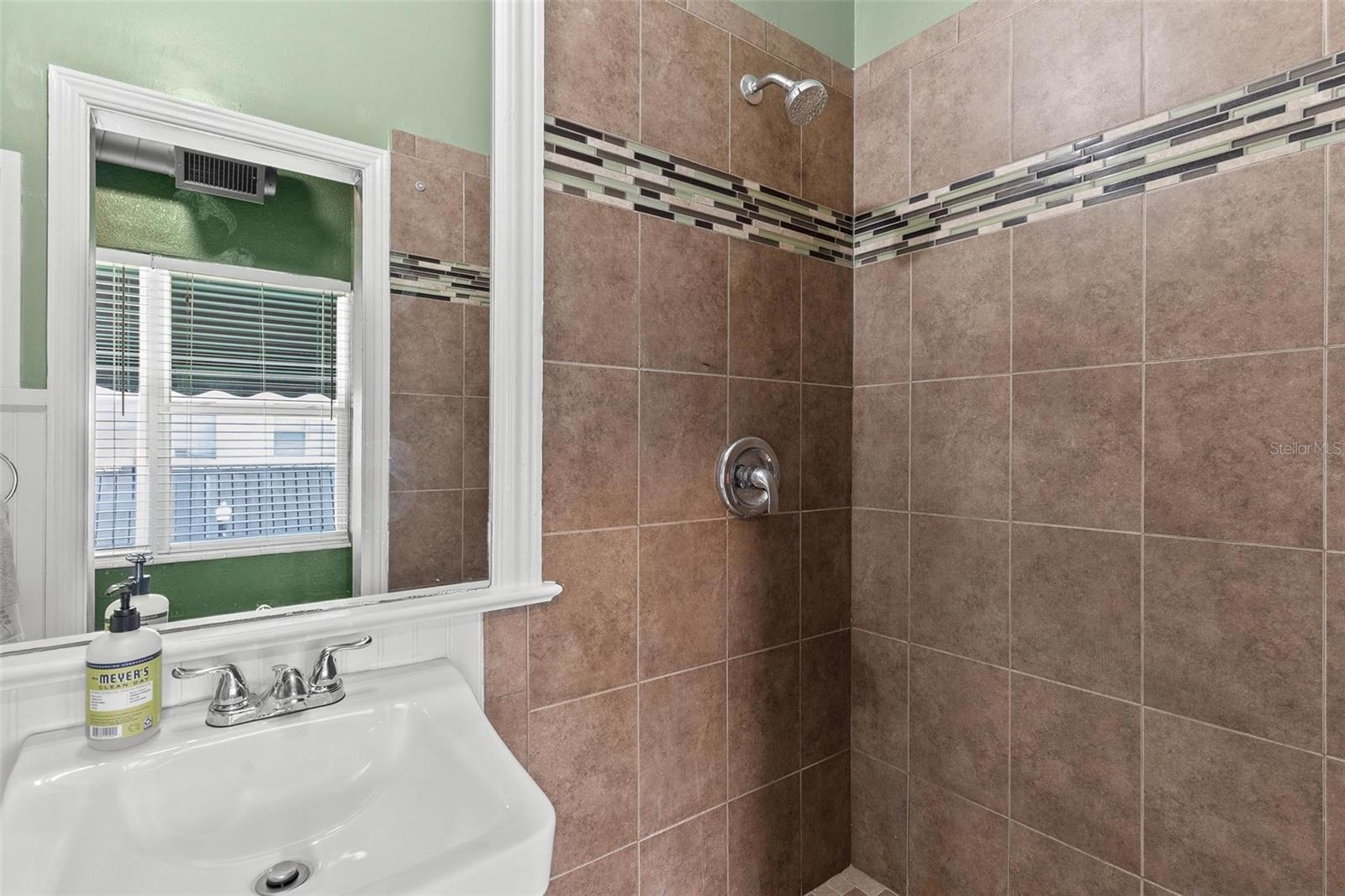 103 S 2ND ST #A, LEESBURG, FL — photo 33