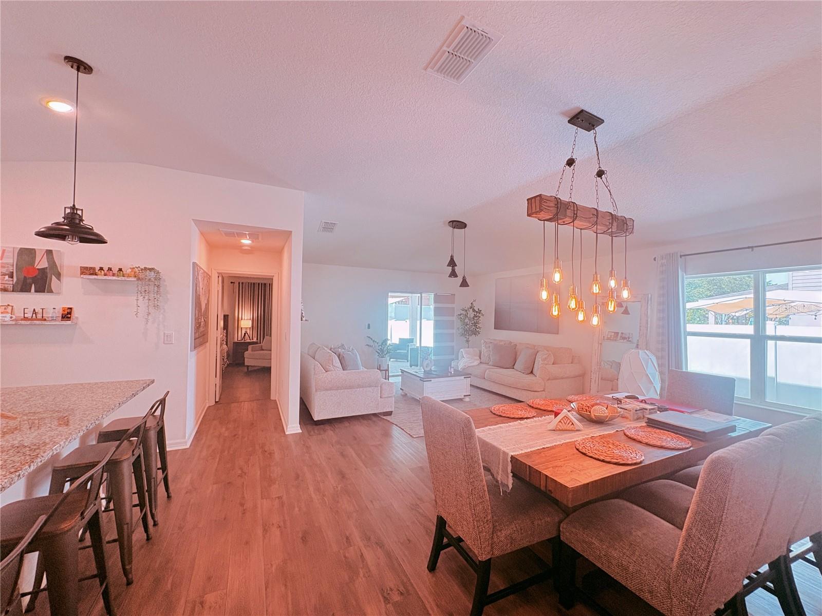 1084 PAPAYA CIR, DAVENPORT, FL — photo 12