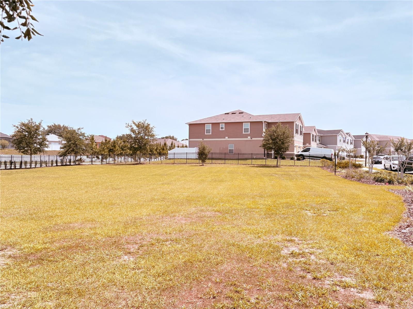 1084 PAPAYA CIR, DAVENPORT, FL — photo 38