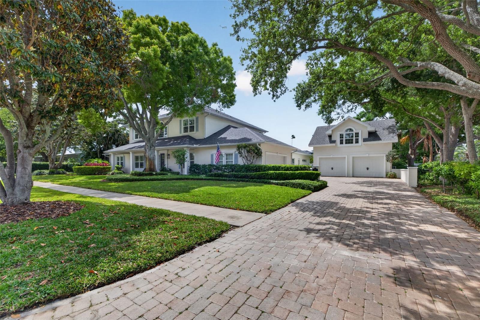 445 PARK AVE, BELLEAIR, FL — photo 2
