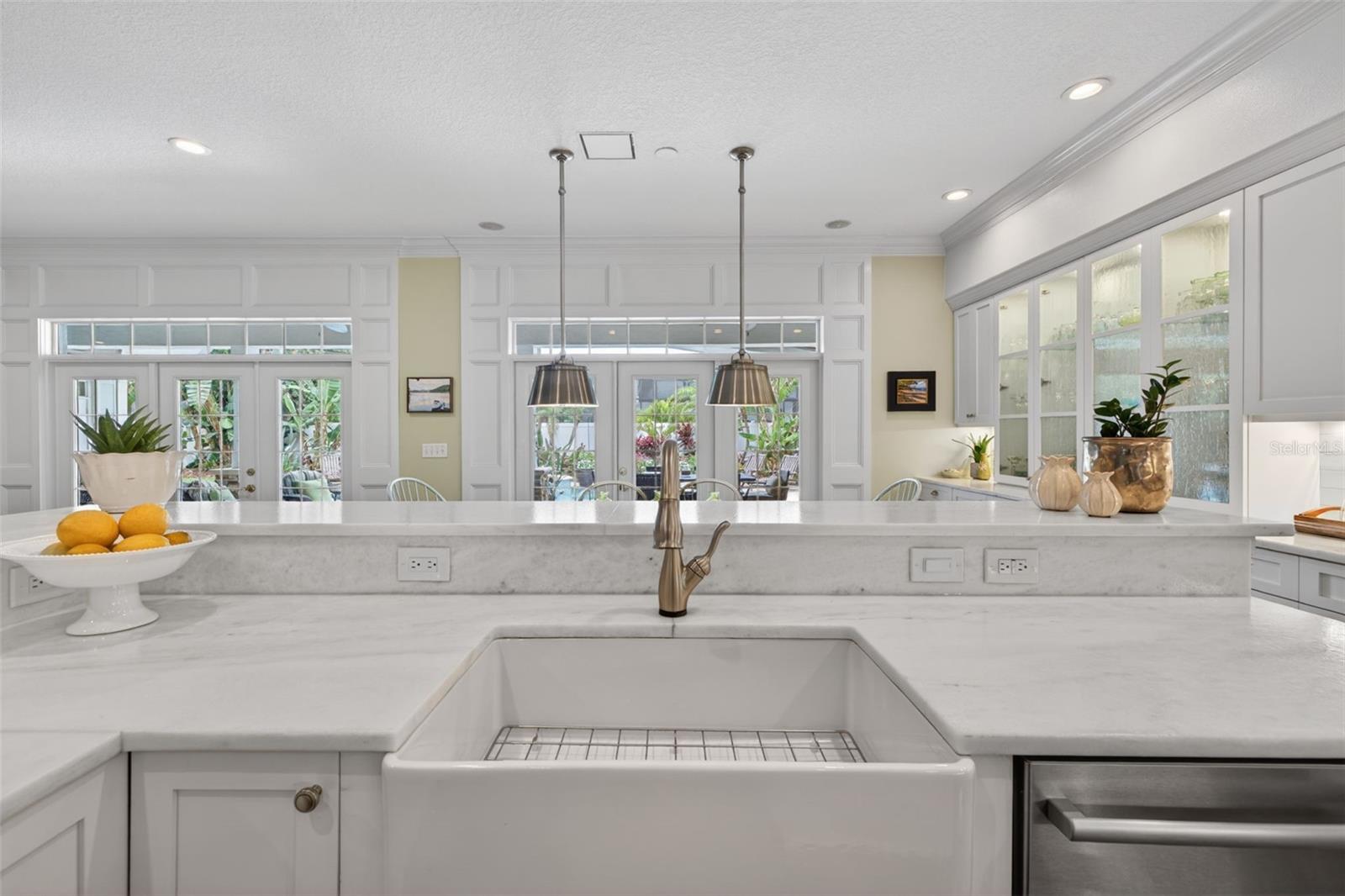 445 PARK AVE, BELLEAIR, FL — photo 6