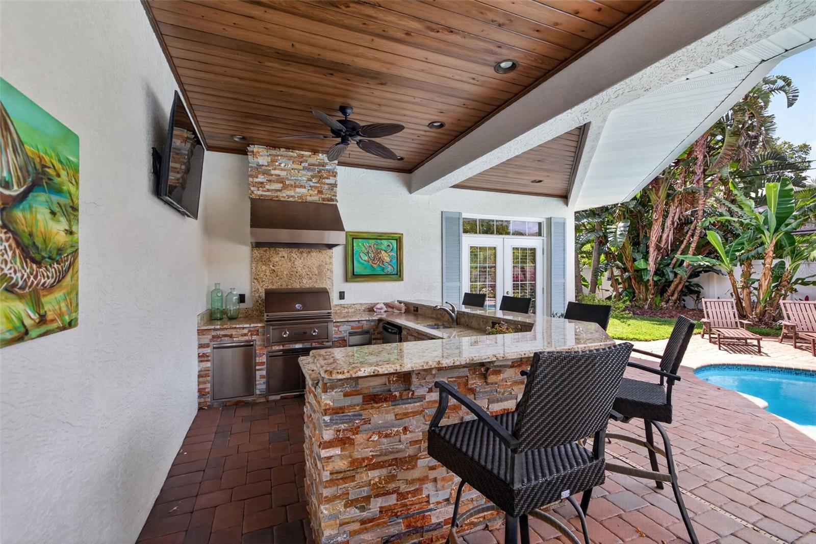 445 PARK AVE, BELLEAIR, FL — photo 38