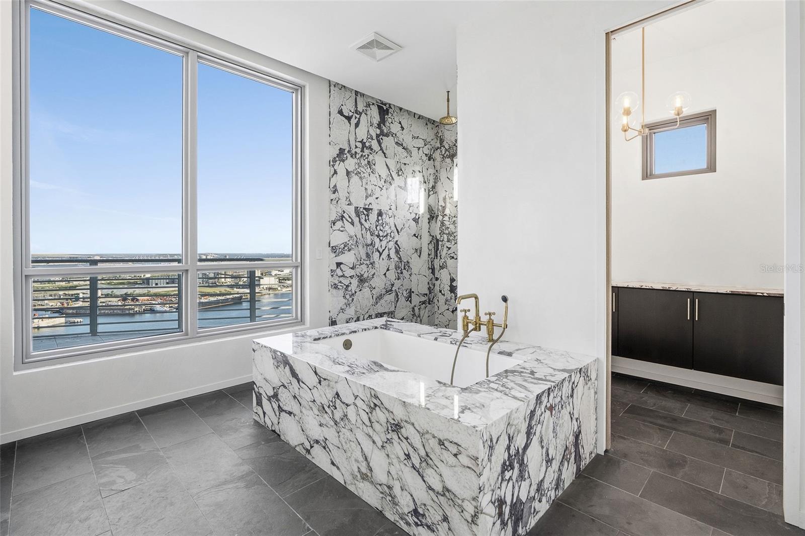1209 E CUMBERLAND AVE #2902, TAMPA, FL — photo 59
