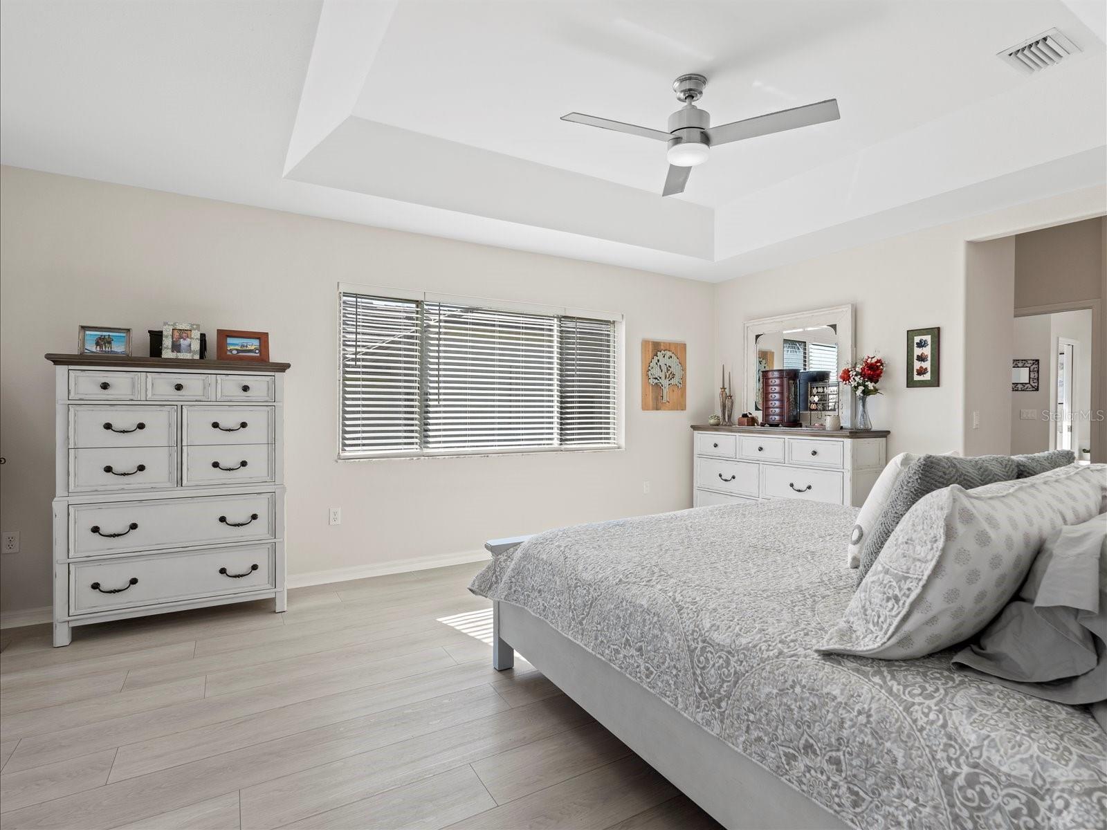 9182 TARLETON CIR, WEEKI WACHEE, FL — photo 11