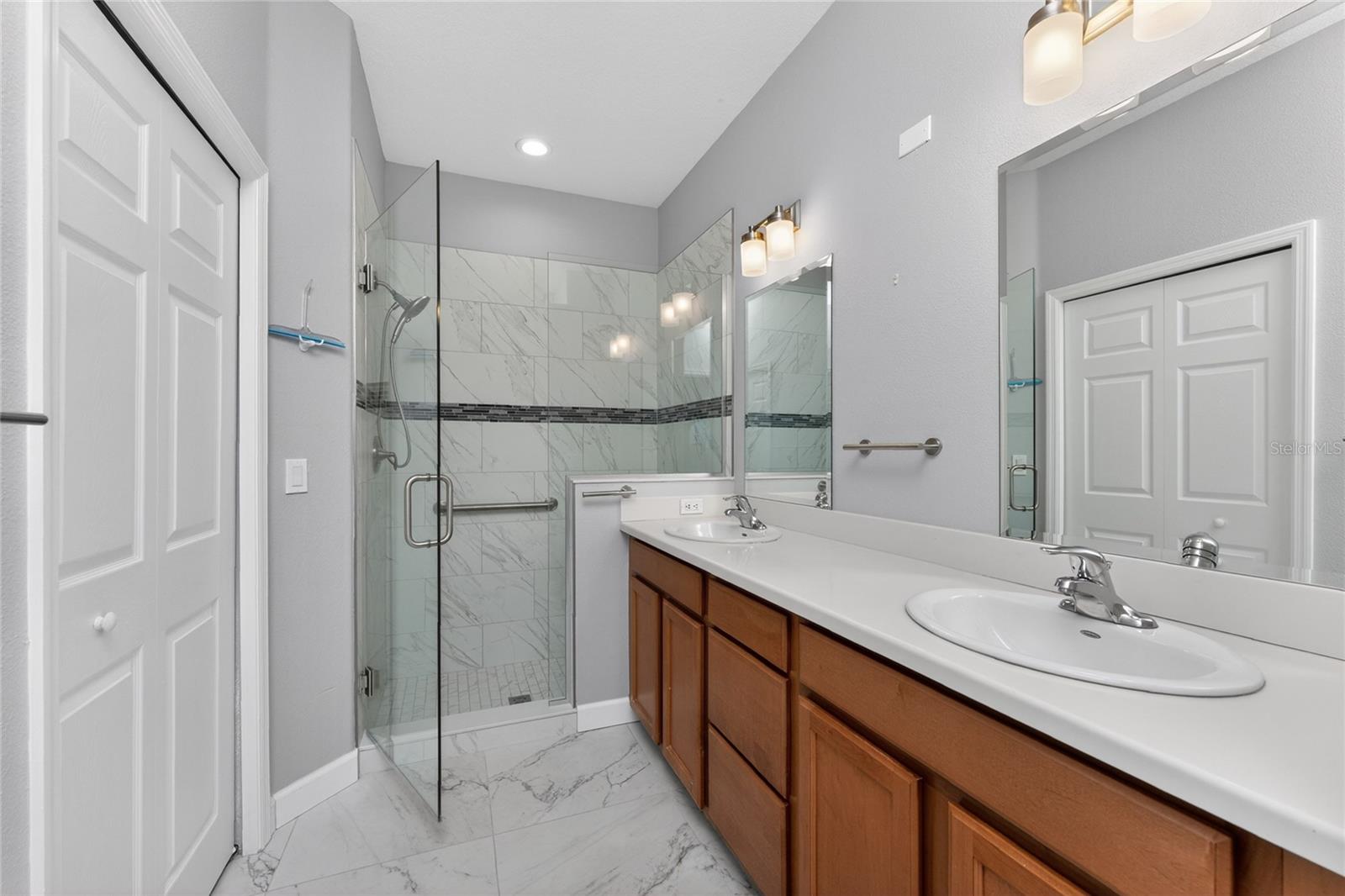 29633 NIAGARA CT, ENGLEWOOD, FL — photo 32