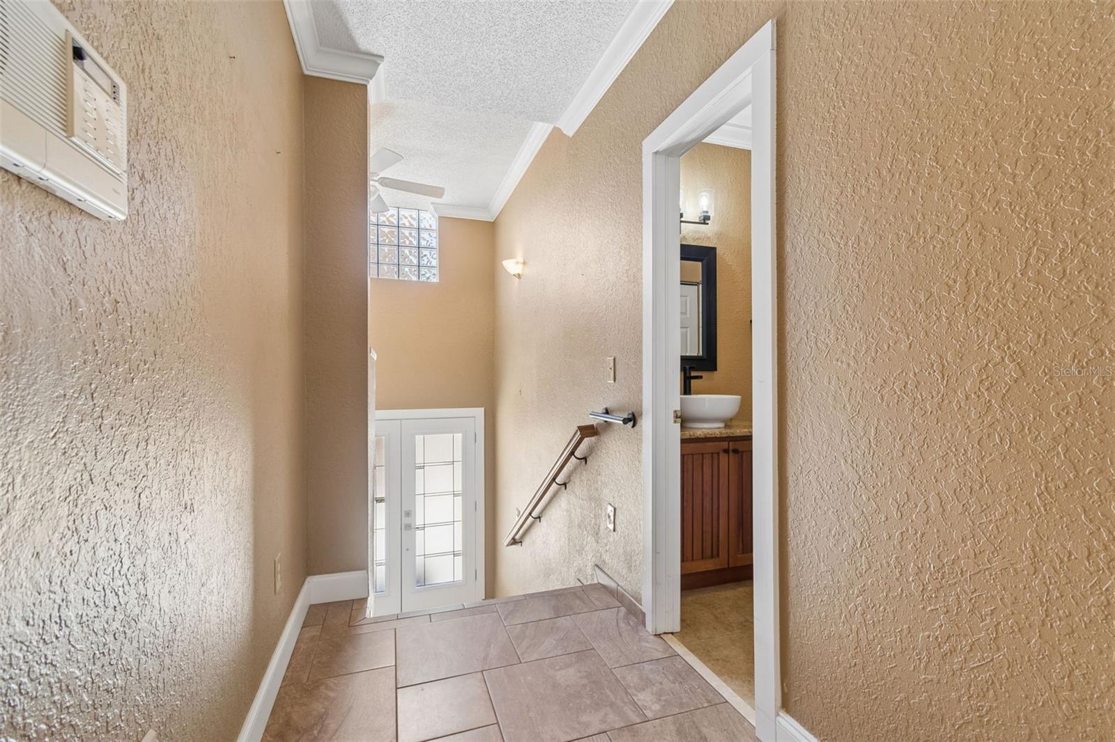 487 PINELLAS BAYWAY S #207, ST PETERSBURG, FL — photo 10