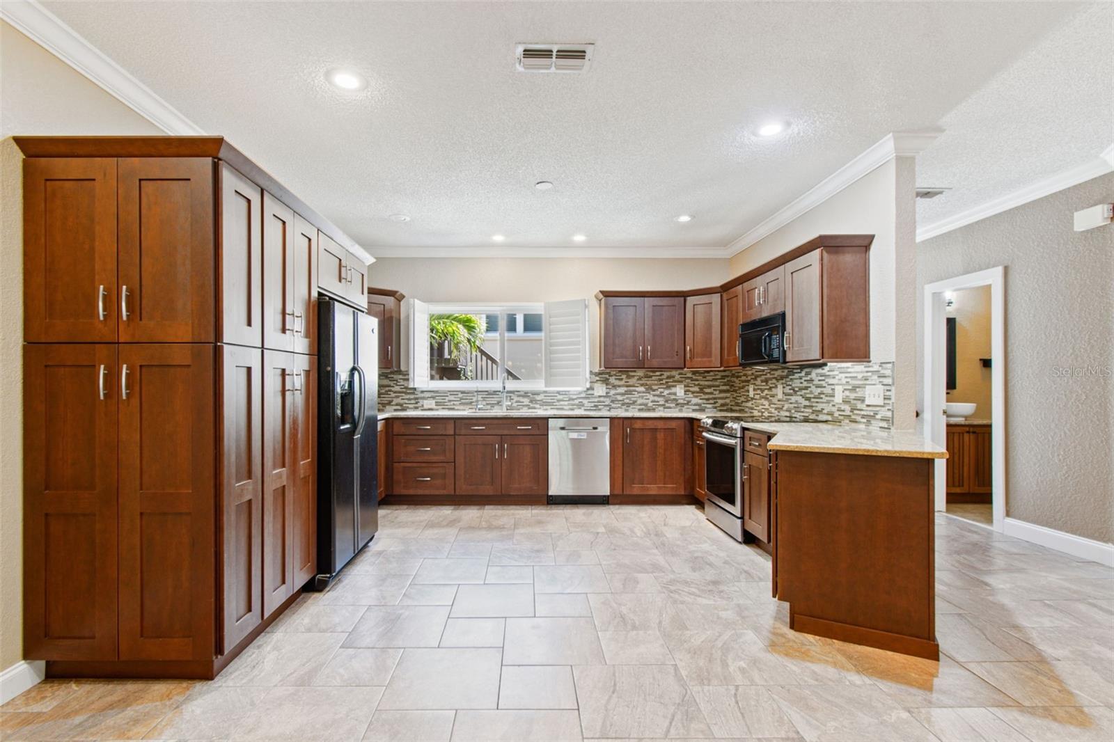 487 PINELLAS BAYWAY S #207, ST PETERSBURG, FL — photo 13
