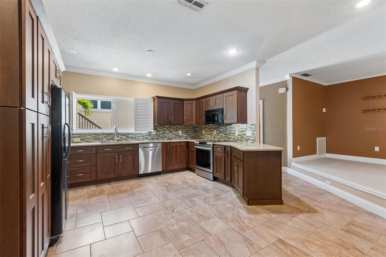 487 PINELLAS BAYWAY S #207, ST PETERSBURG, FL — photo 16