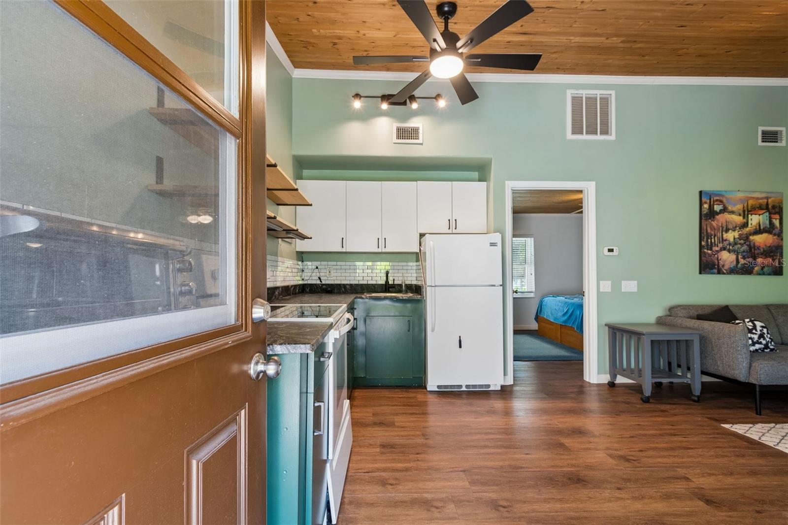 487 PINELLAS BAYWAY S #207, ST PETERSBURG, FL — photo 78