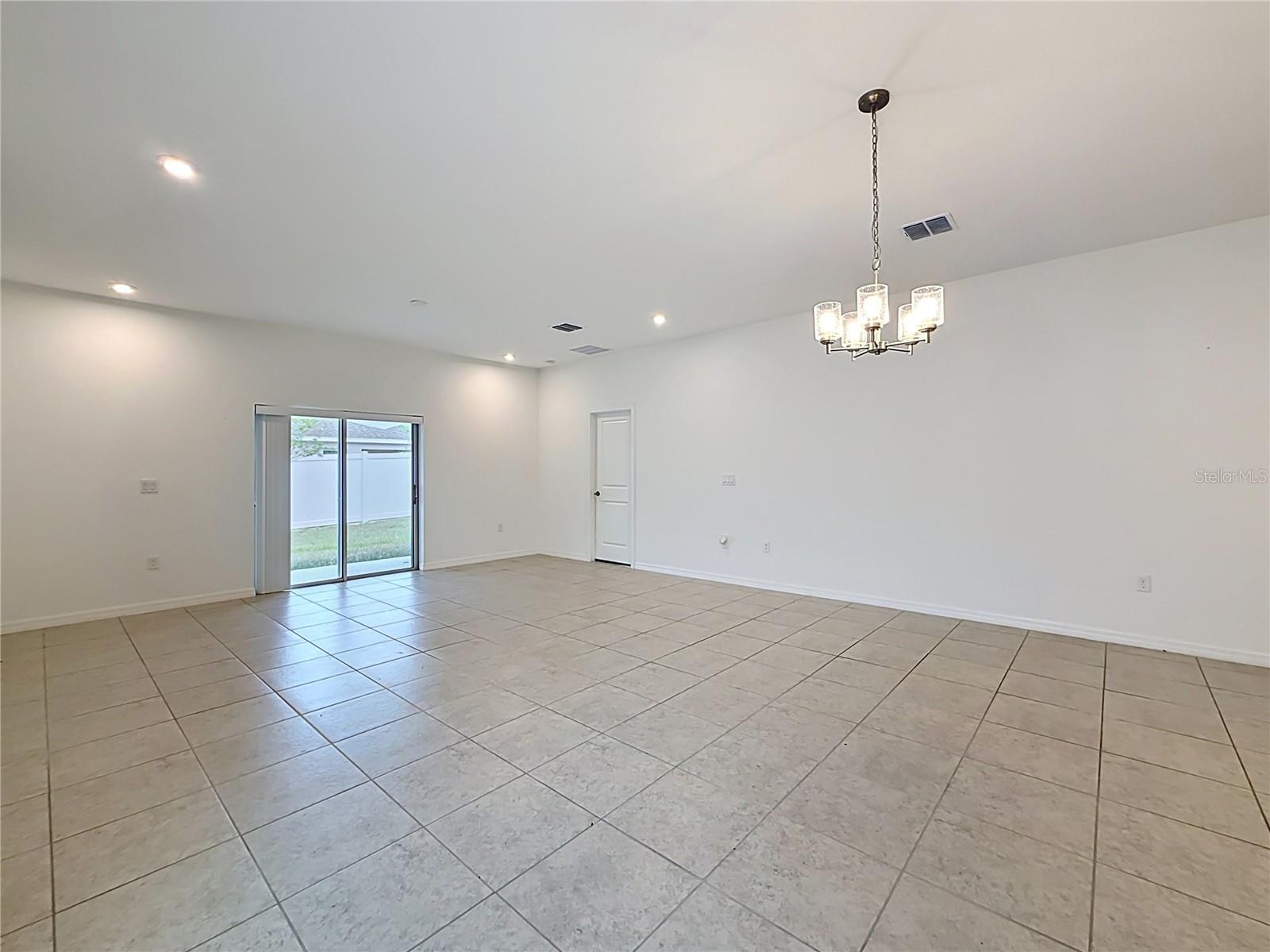 418 QUAYSIDE AVE, MASCOTTE, FL — photo 20